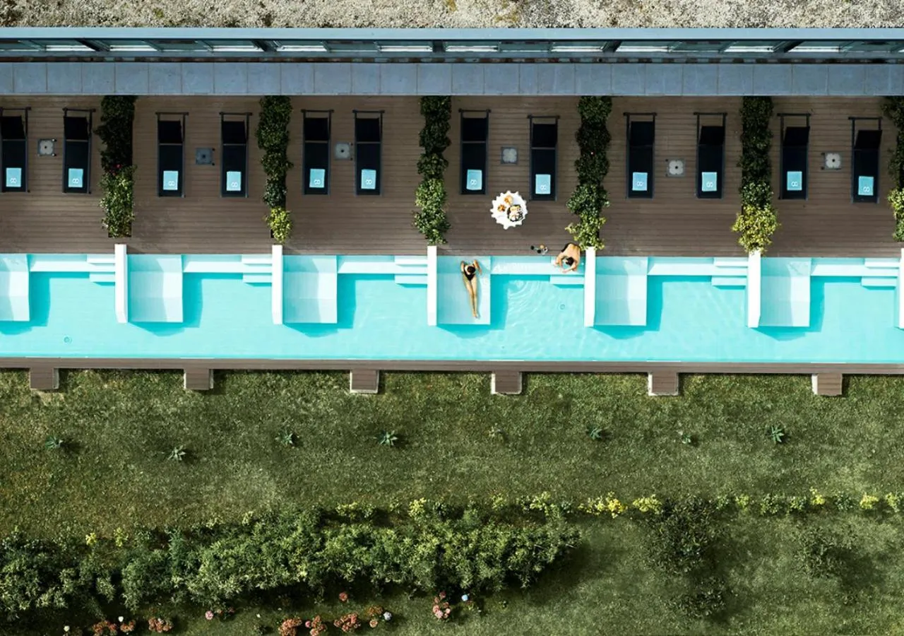 Pool view in Octant Furnas