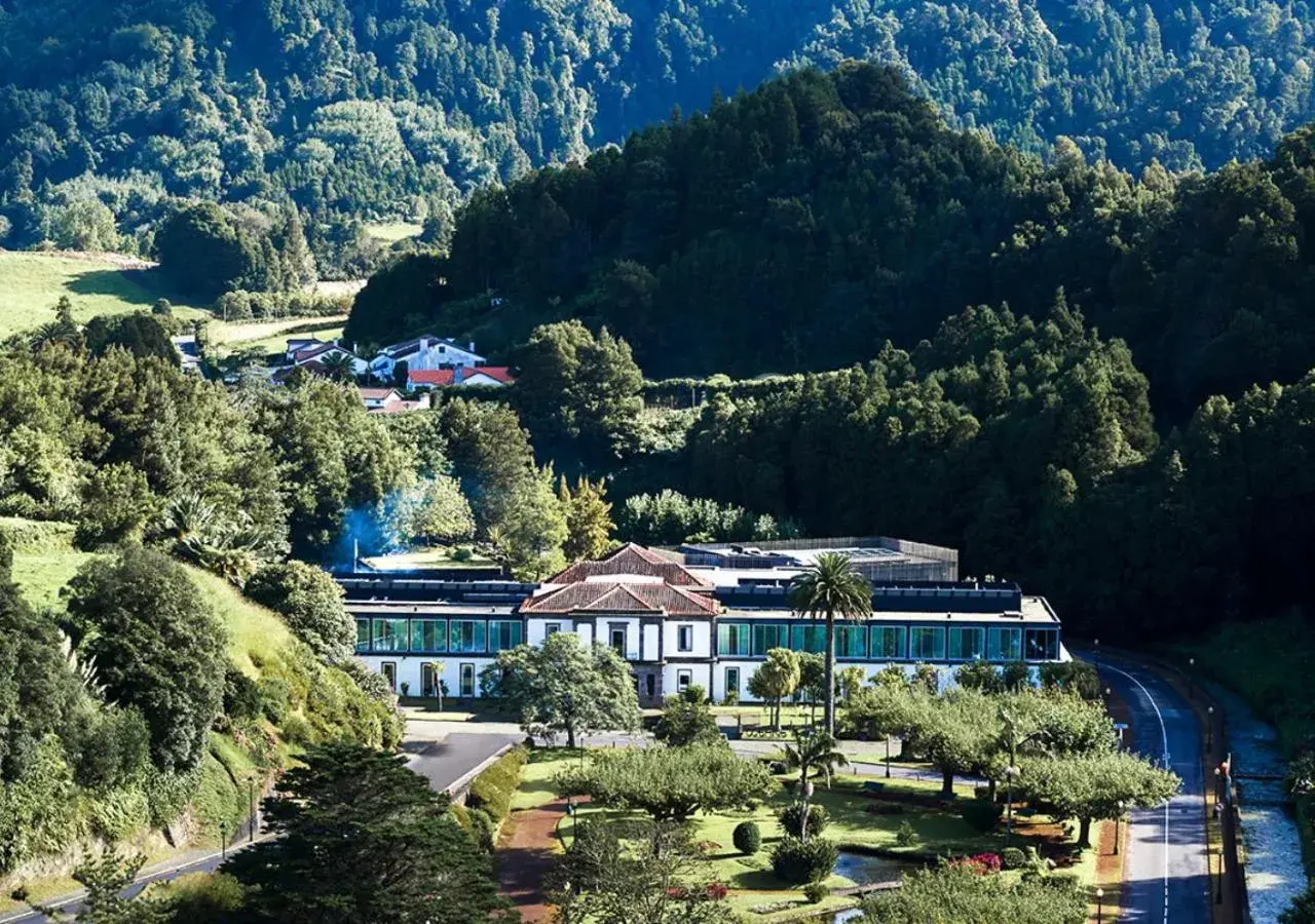 Property building in Octant Furnas Property building in Octant Furnas