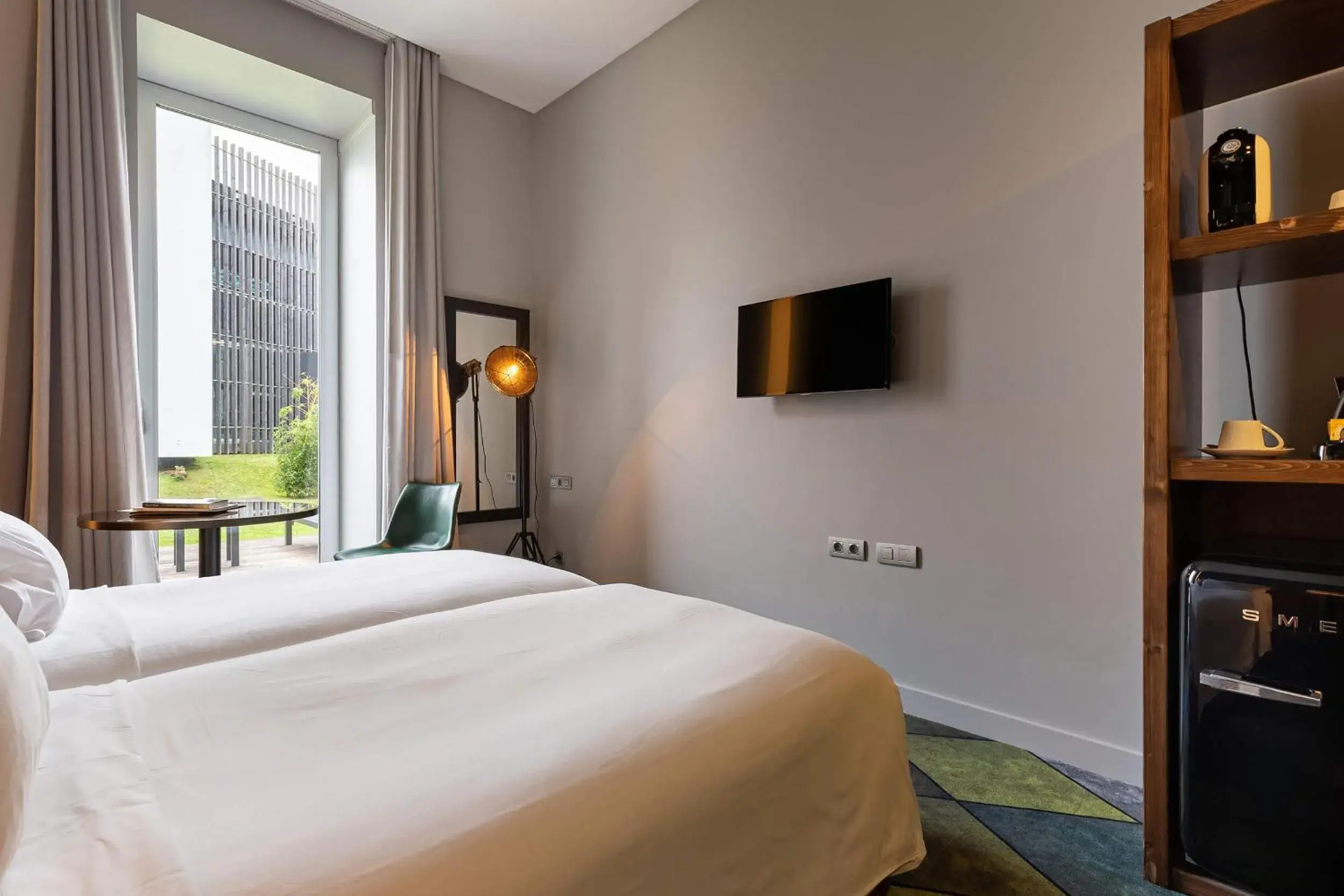 TV and multimedia, Bed in Octant Furnas TV and multimedia, Bed in Octant Furnas