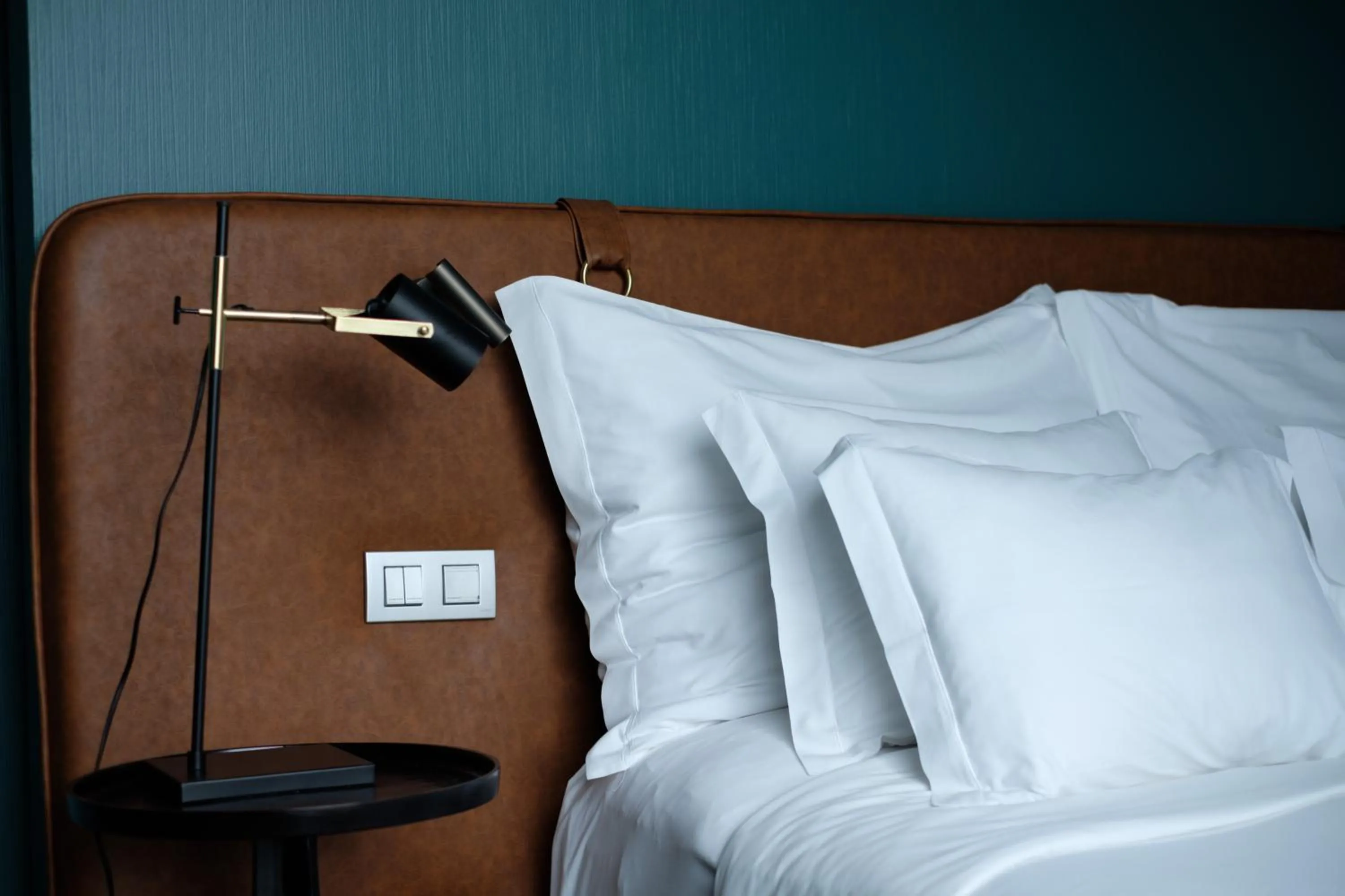 Bed in Octant Furnas