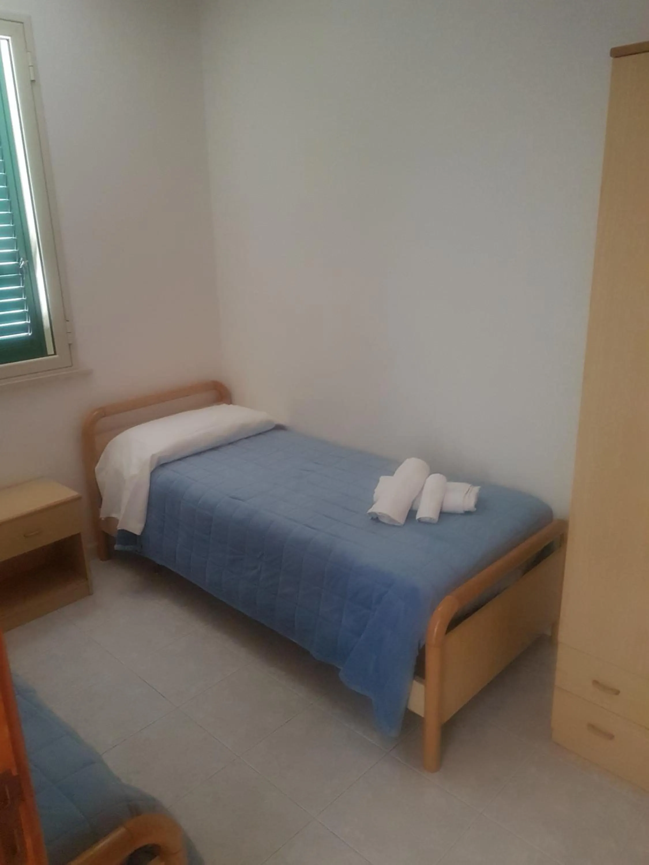 Bedroom, Bed in Hotel Blue Sky - San Foca