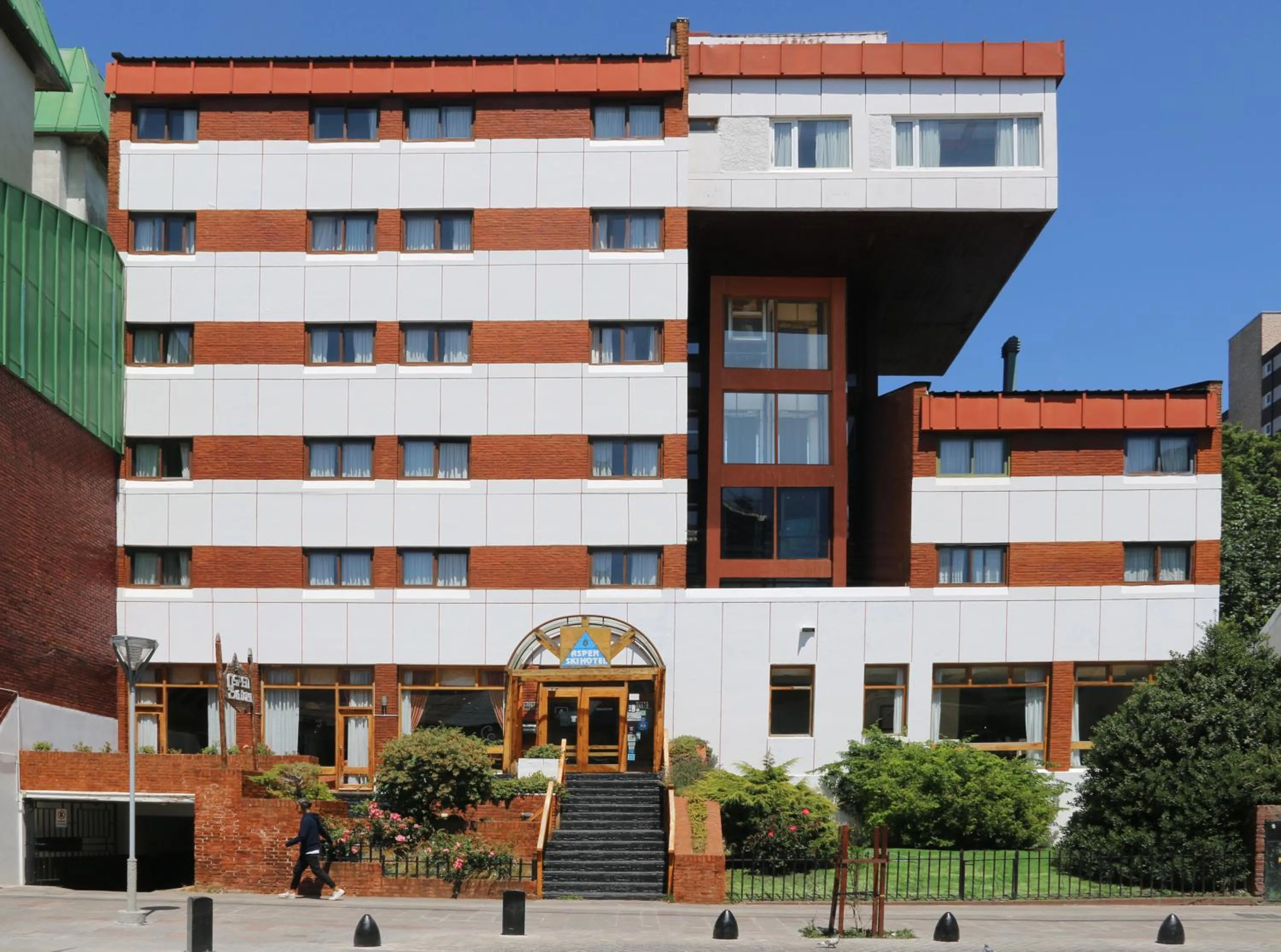 Hotel Aspen Ski by bund