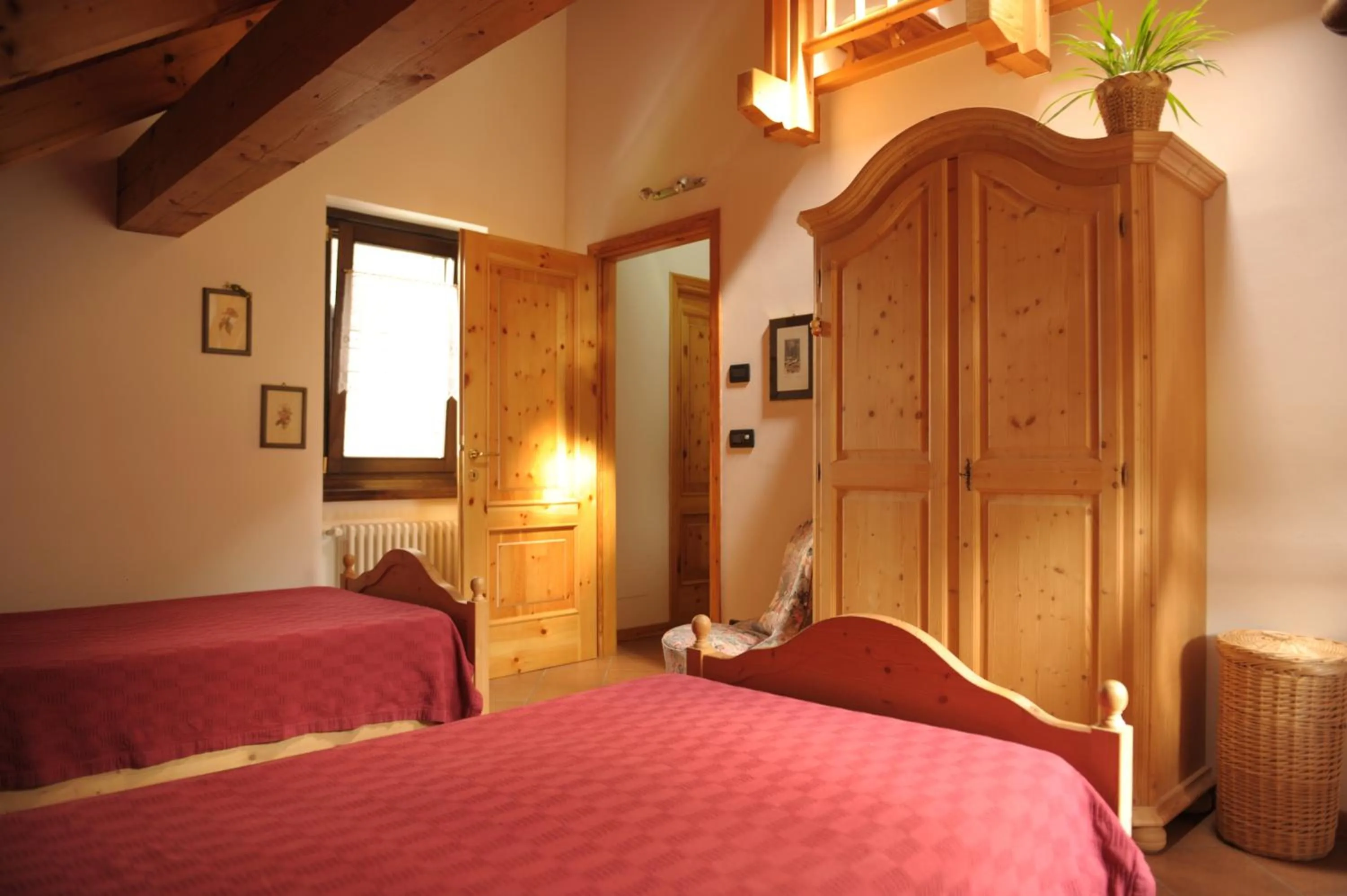 Double Room with Extra Bed in B&B Scotty & Co.