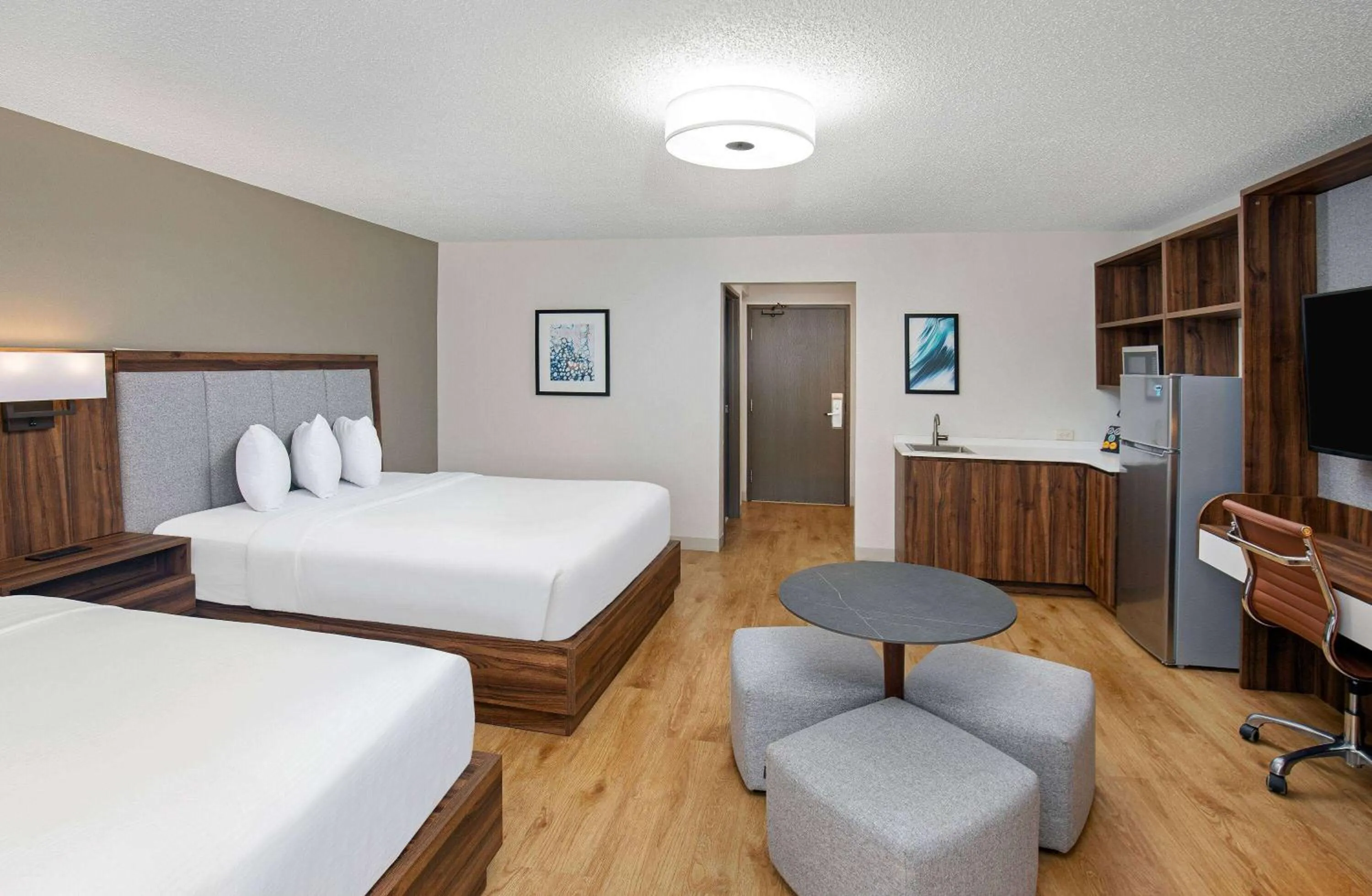 Bed in Wingate by Wyndham Hattiesburg