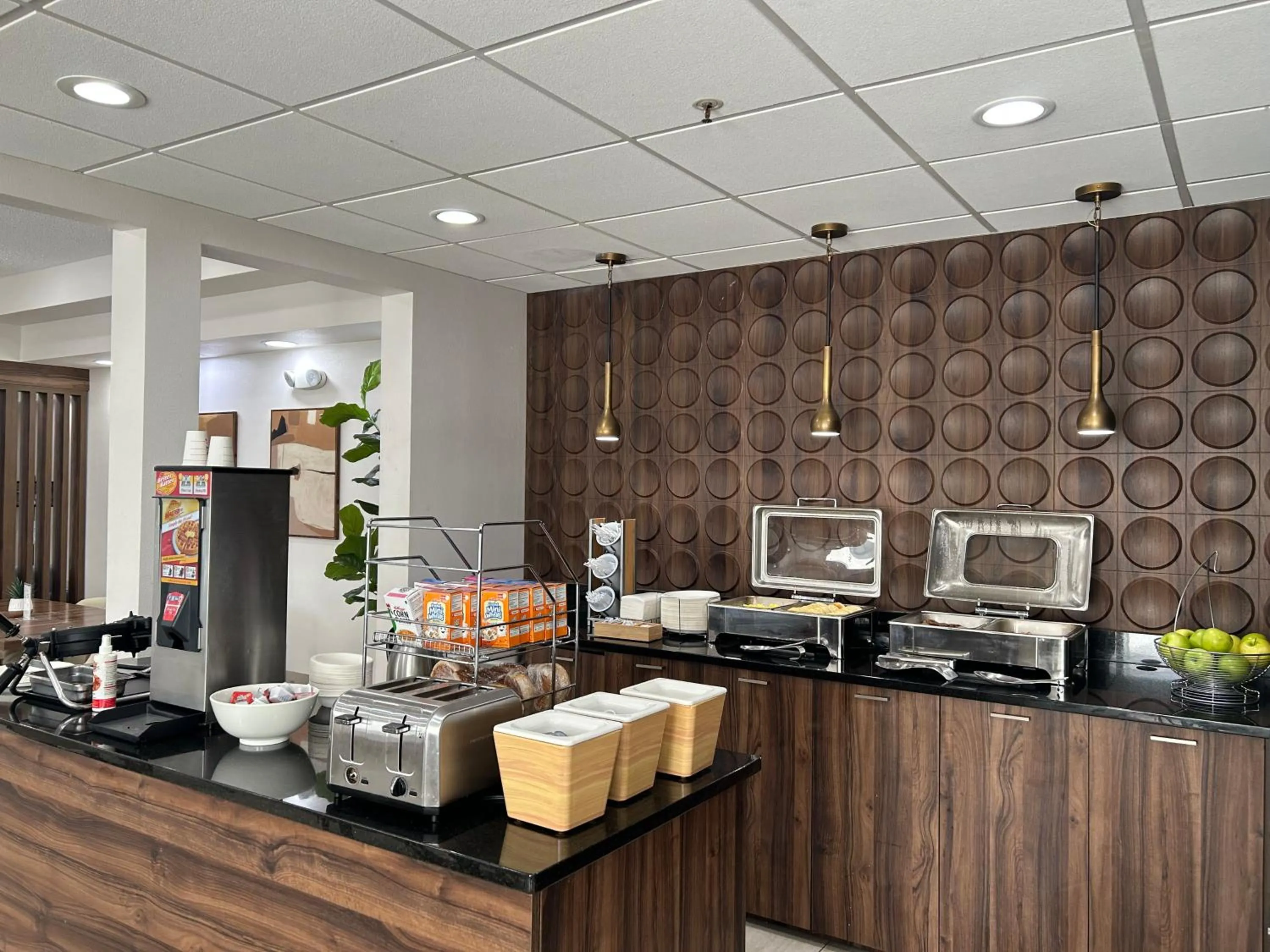 Breakfast in Wingate by Wyndham Hattiesburg