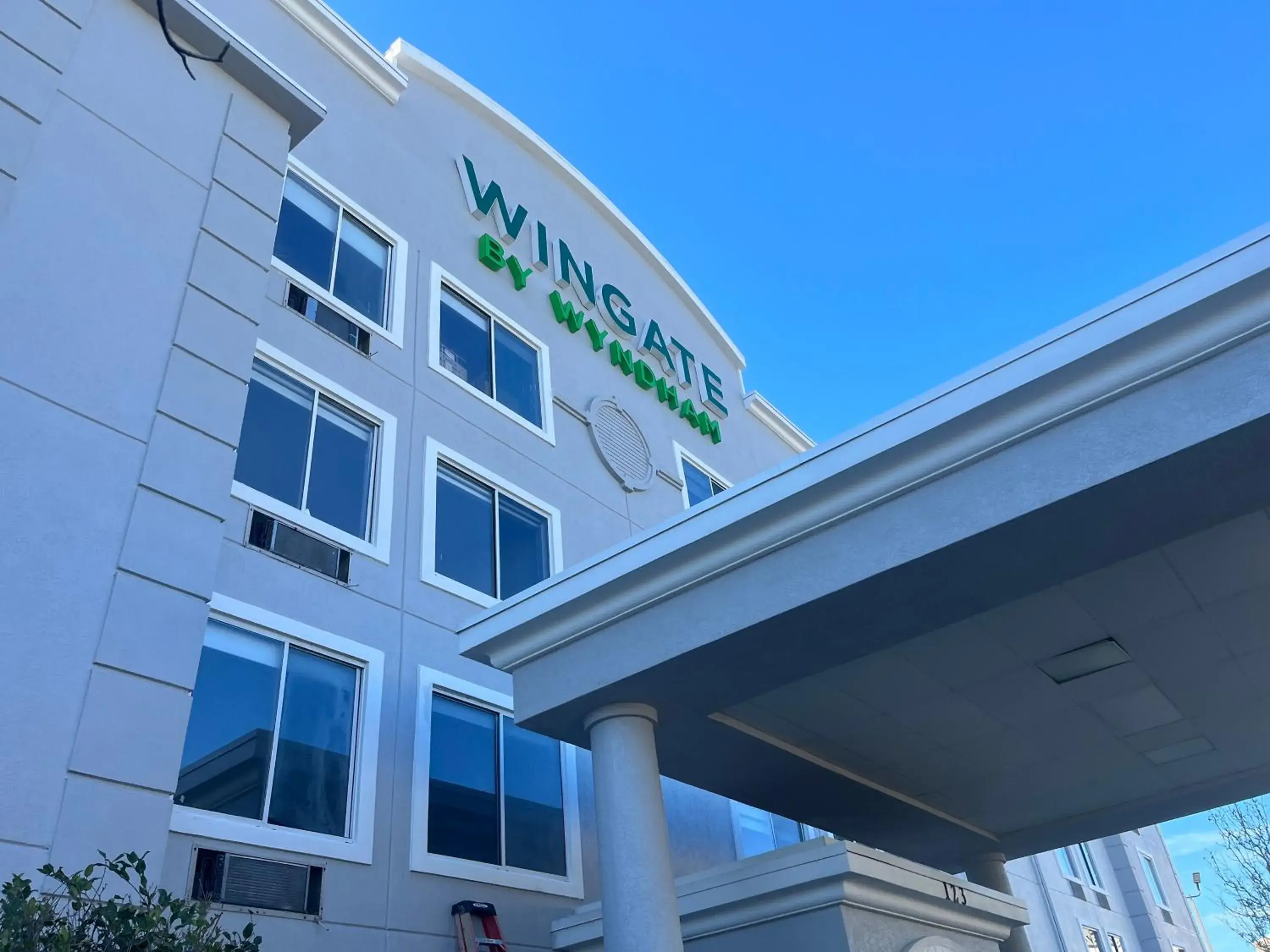 Property building in Wingate by Wyndham Hattiesburg Property building in Wingate by Wyndham Hattiesburg