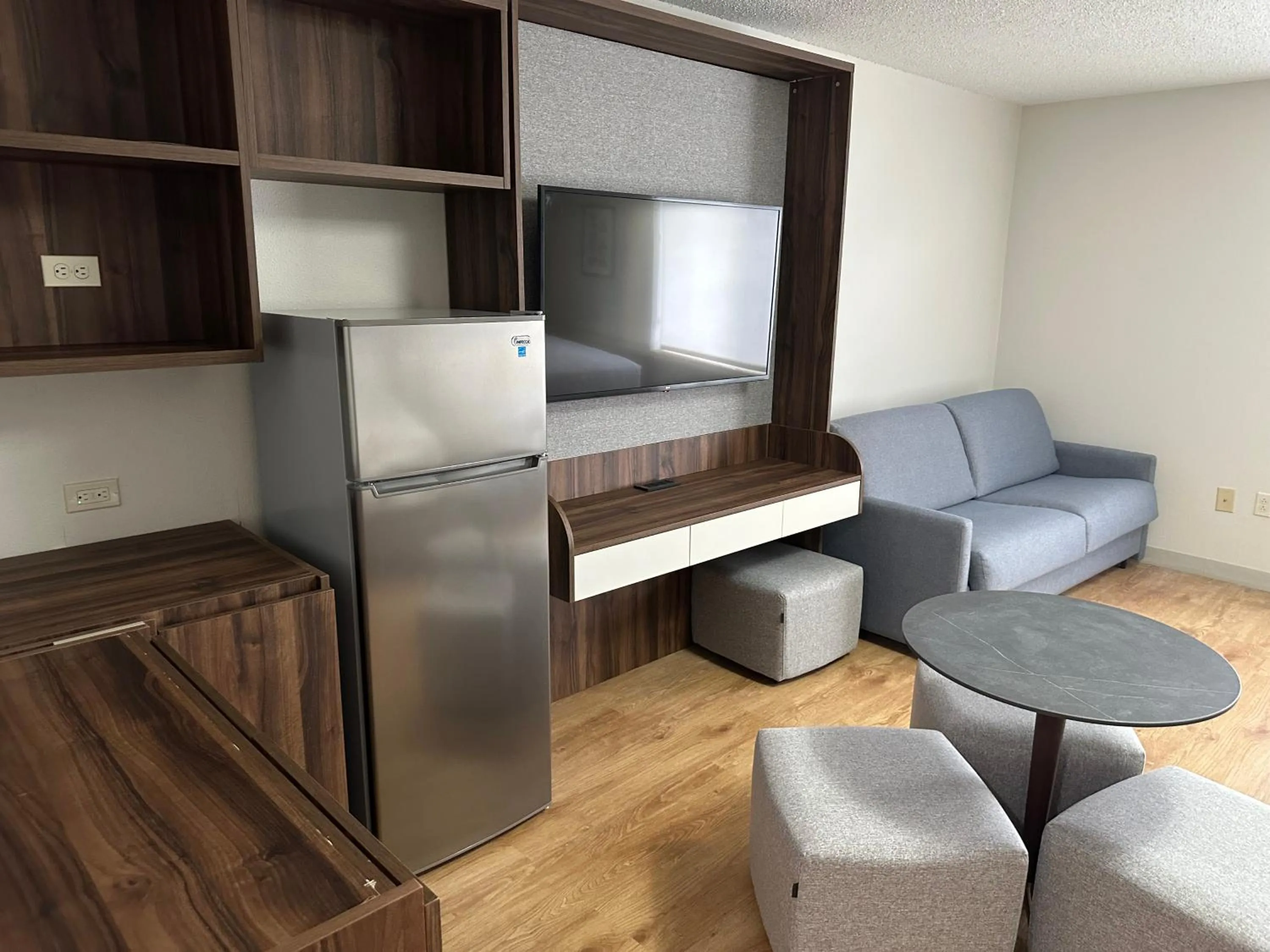 Property building in Wingate by Wyndham Hattiesburg