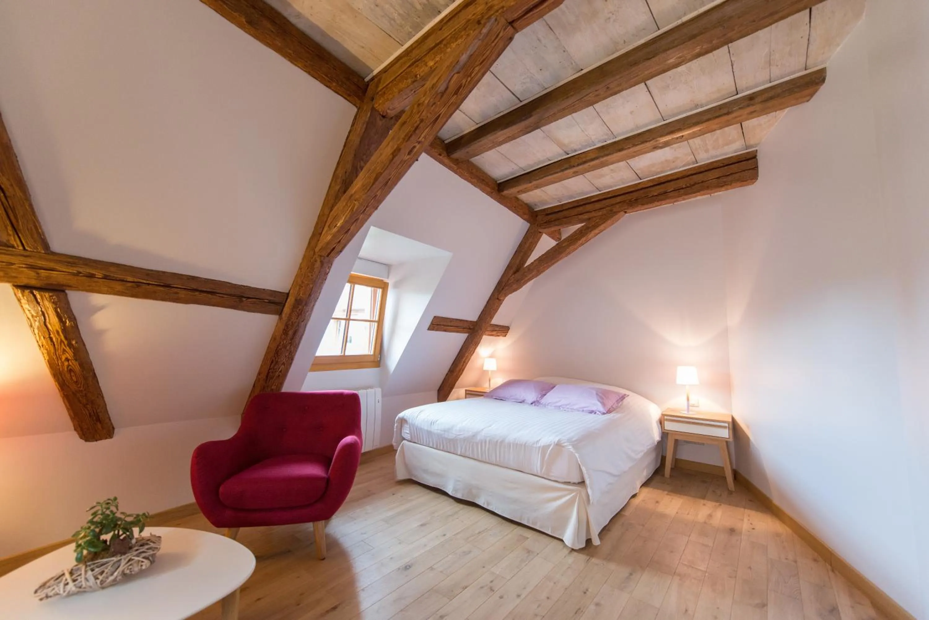 Bedroom, Bed in La Maison d'Emilie