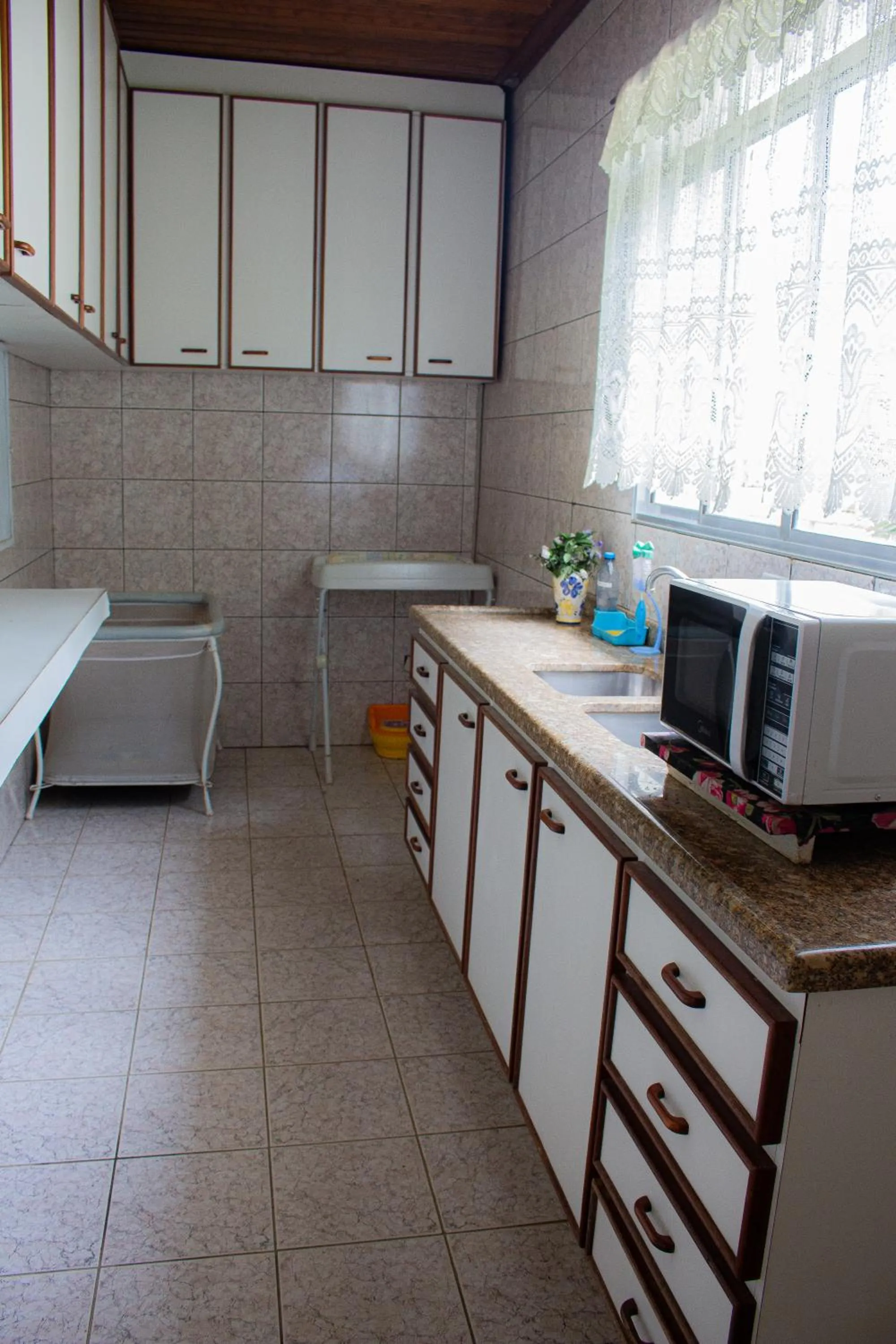 Kitchen or kitchenette in Hotel Fazenda Pé da Serra