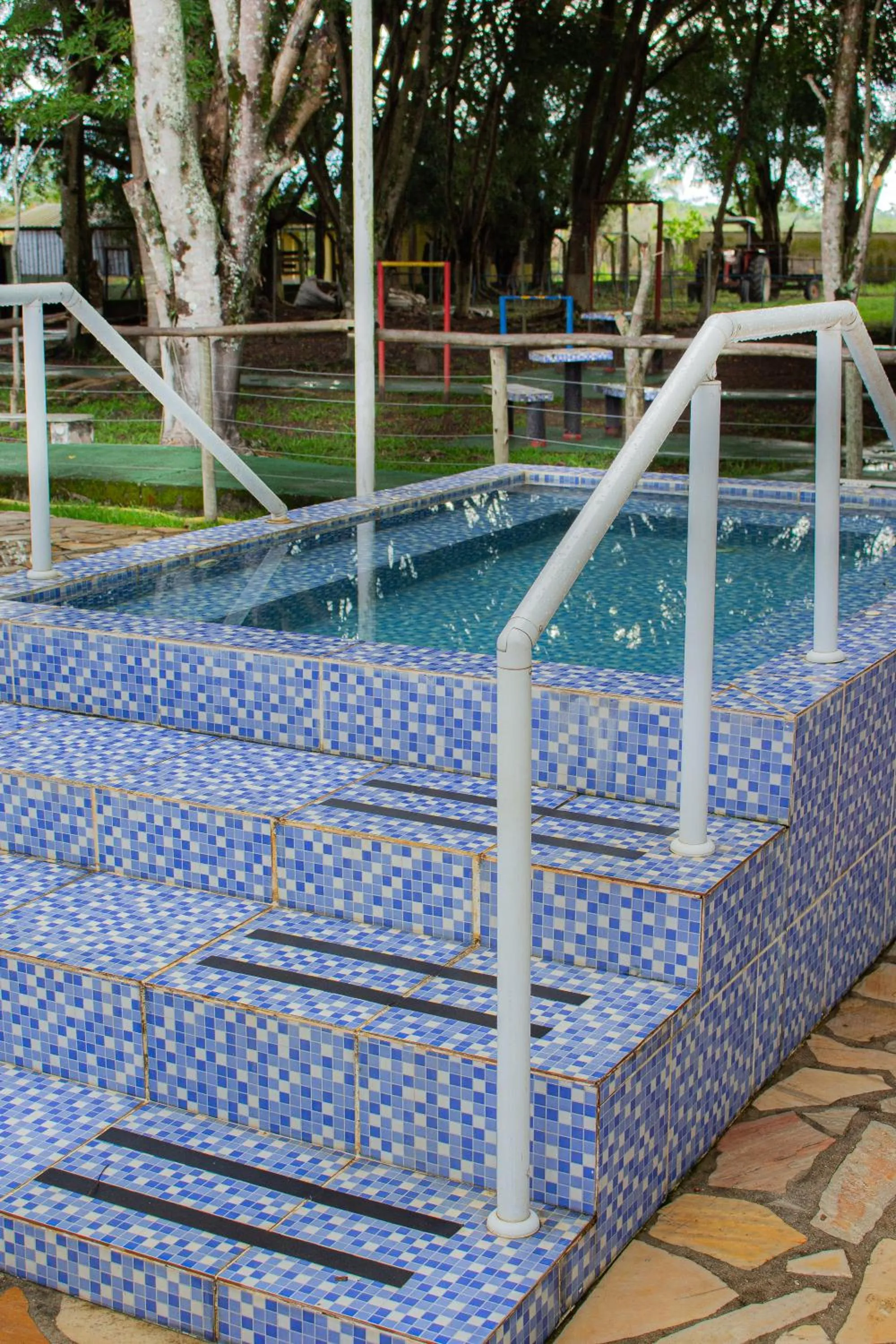 Swimming pool in Hotel Fazenda Pé da Serra