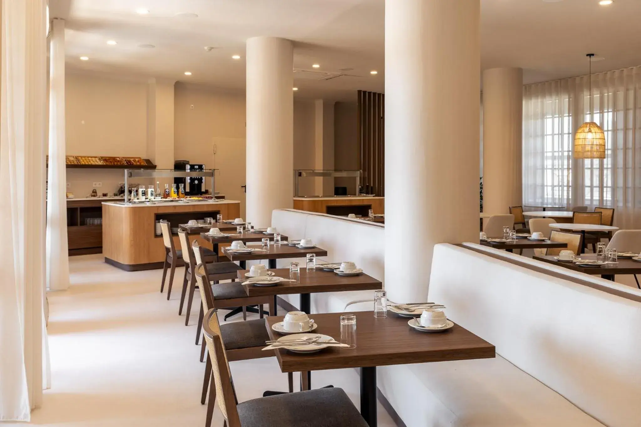 Restaurant/places to eat in Belavista Da Luz - Wellness & Lifestyle Hotel Restaurant/places to eat in Belavista Da Luz - Wellness & Lifestyle Hotel