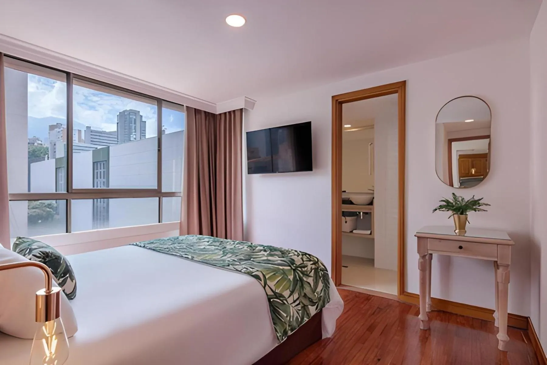 Bedroom, Bed in Alcazar de Oviedo by EE Hoteles