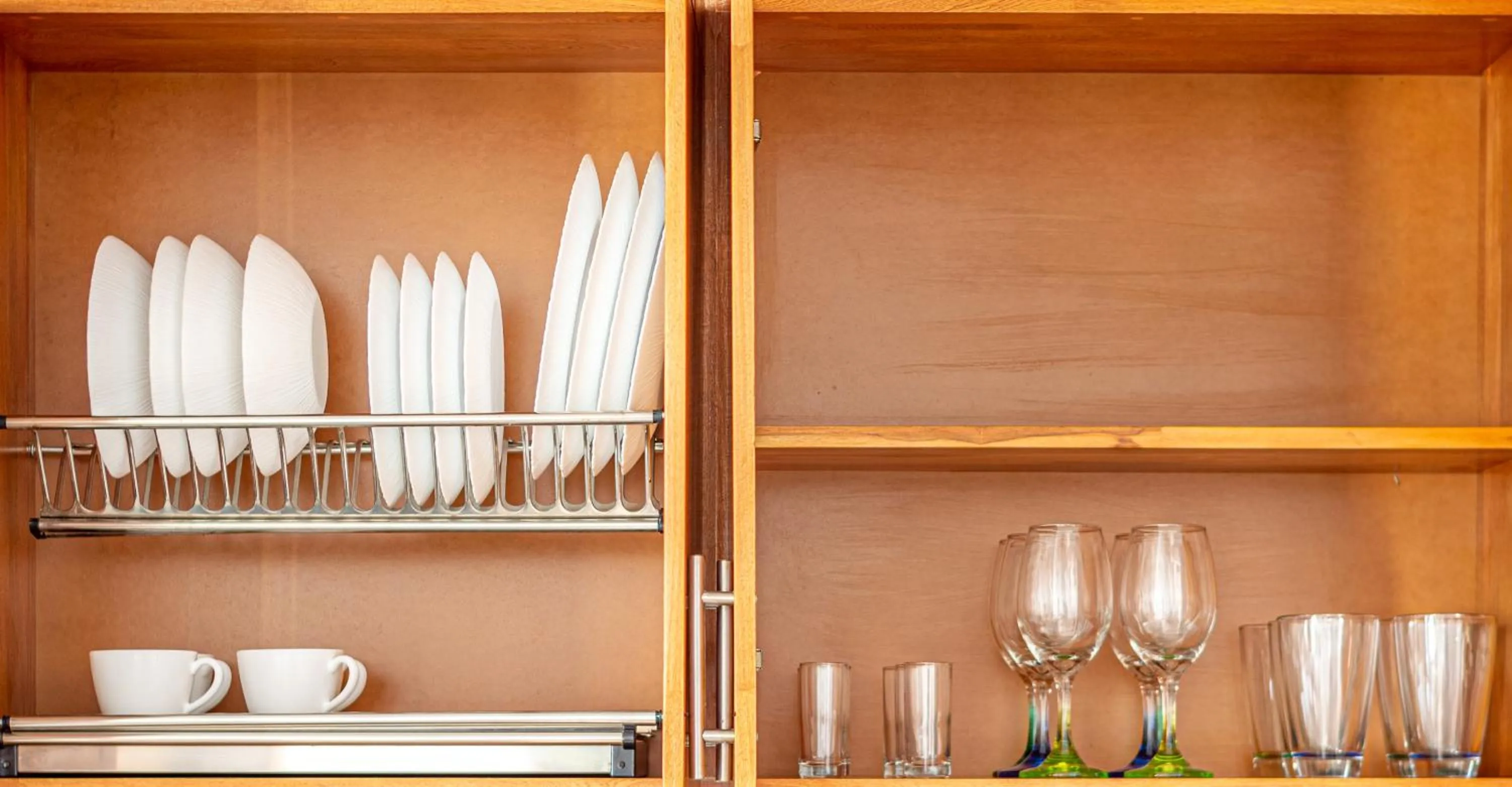 Kitchen or kitchenette in Alcazar de Oviedo by EE Hoteles