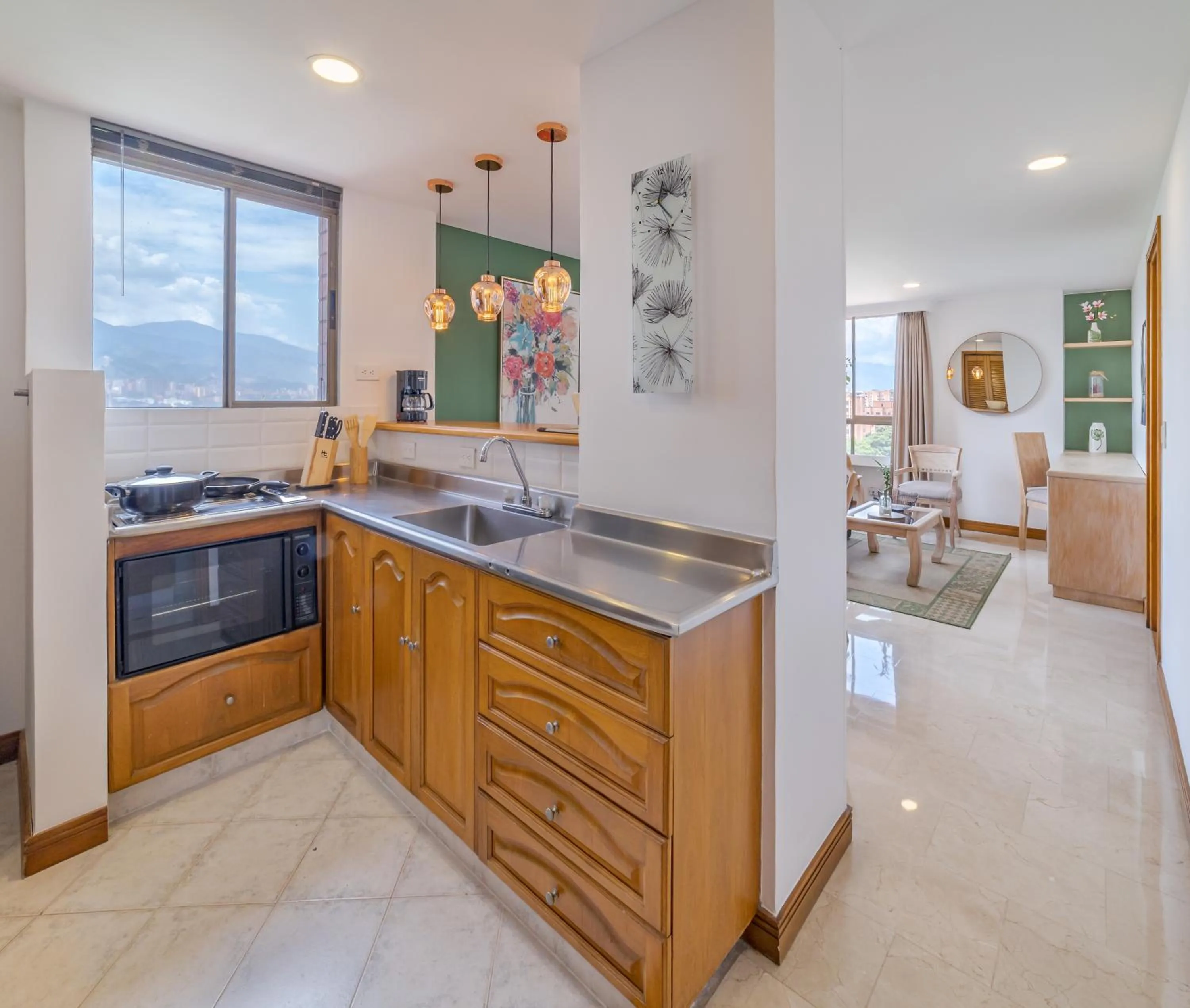 Kitchen or kitchenette in Alcazar de Oviedo by EE Hoteles