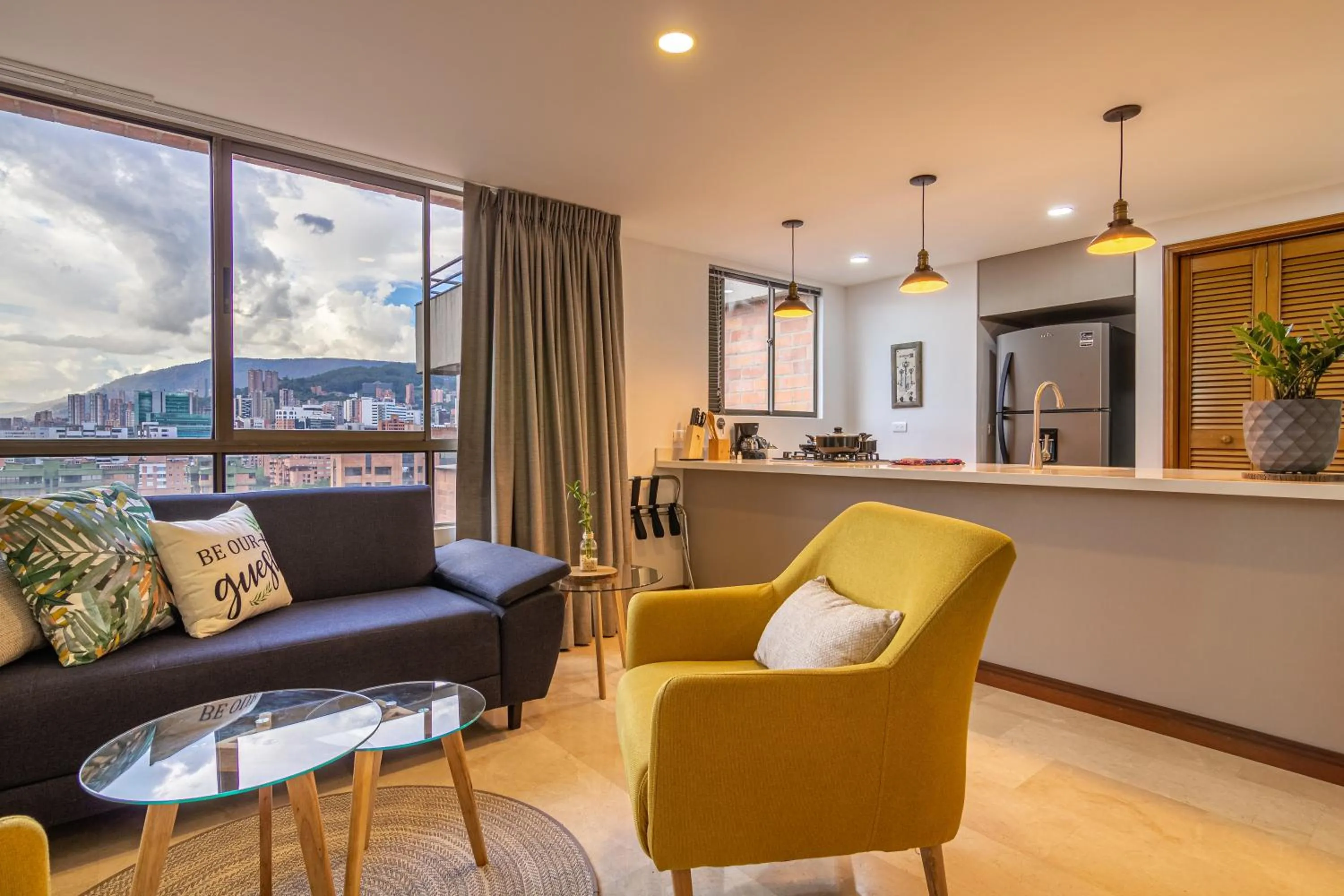 Kitchen or kitchenette in Alcazar de Oviedo by EE Hoteles