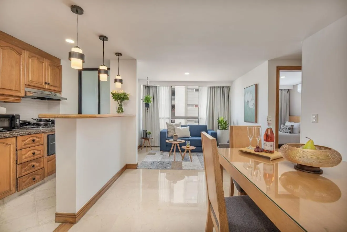Dining area in Alcazar de Oviedo by EE Hoteles