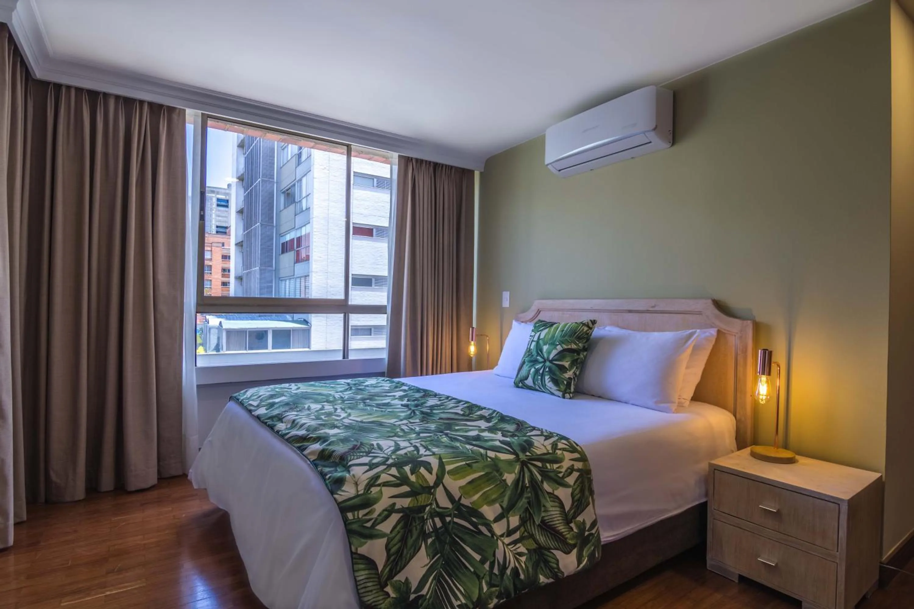 Bed in Alcazar de Oviedo by EE Hoteles