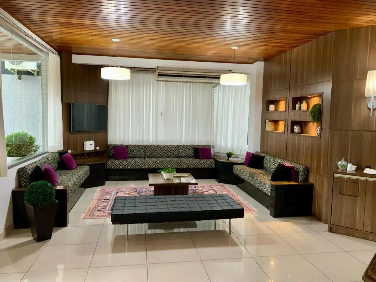 Lobby or reception in Hotel Apolo XVI Lobby or reception in Hotel Apolo XVI