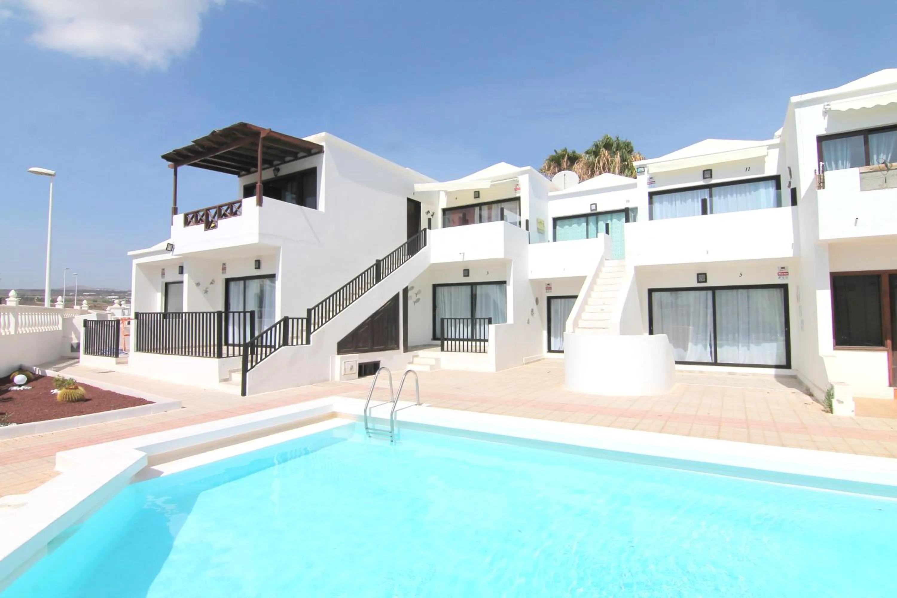 Property building in Jazmin, Los Dises