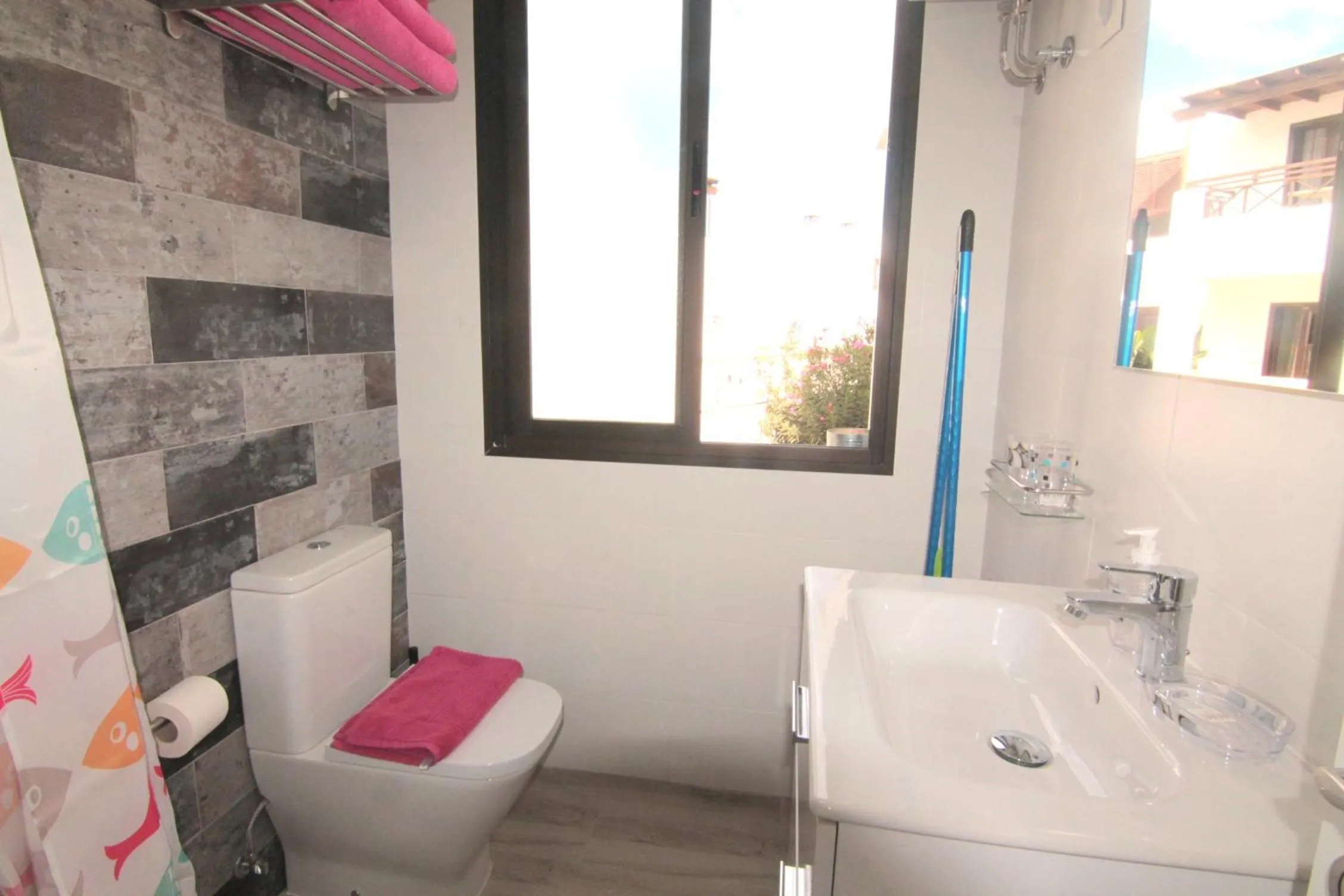 Bathroom in Jazmin, Los Dises