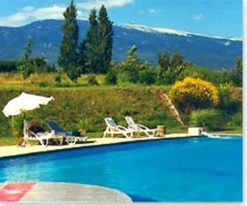 Pool view in Moulin d'Antelon B&B