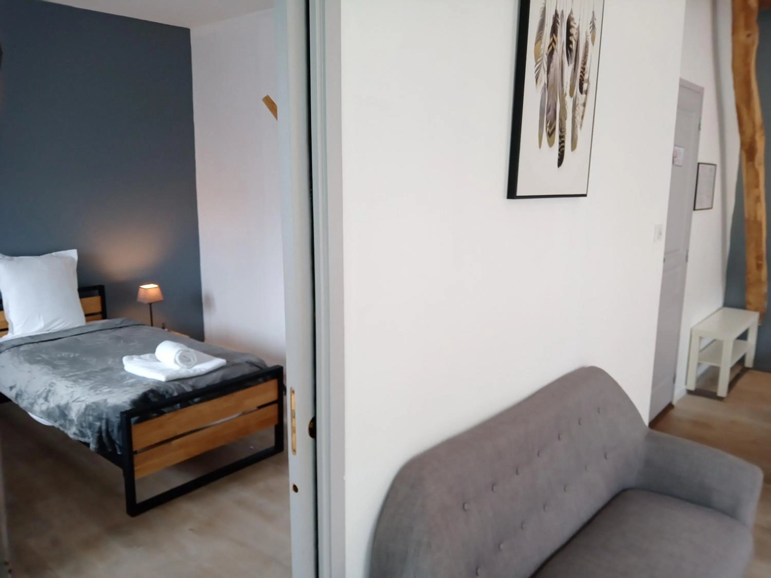 Bedroom, Bed in A deux pas du Rheby