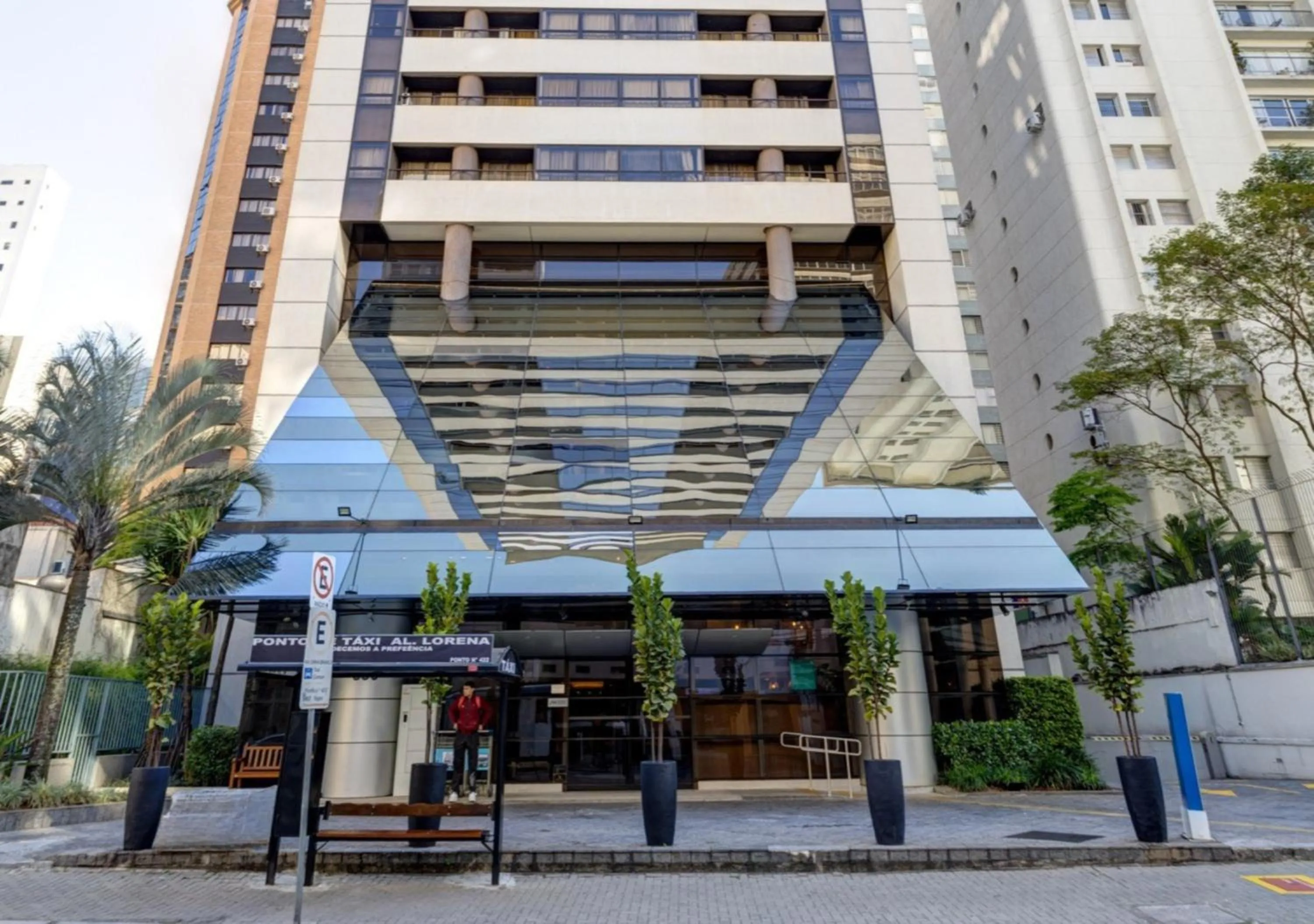 Property building in Quality Paulista (São Paulo, Jardins)