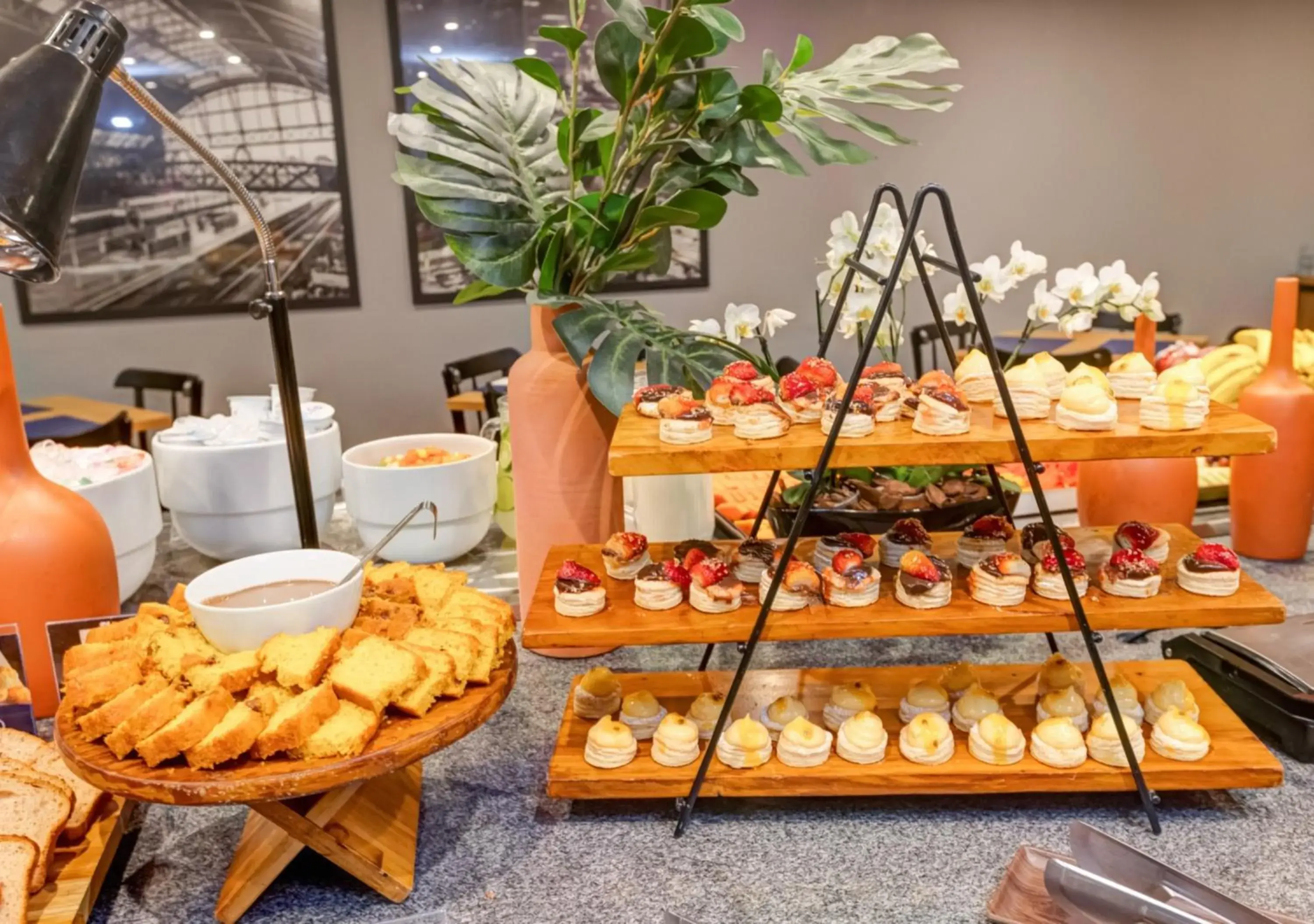 Breakfast in Quality Paulista (São Paulo, Jardins) Breakfast in Quality Paulista (São Paulo, Jardins)