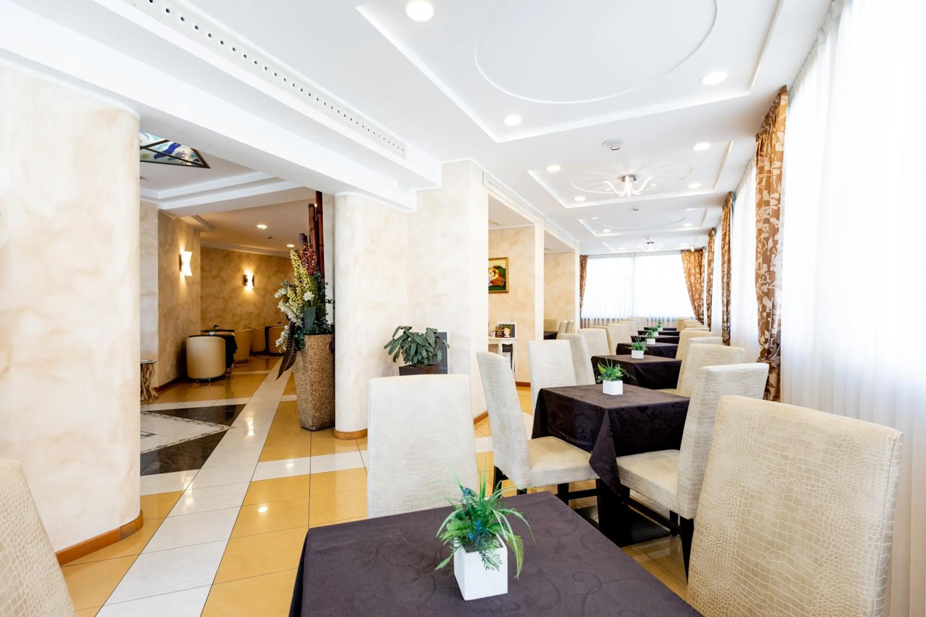 Lobby or reception in Hotel Palm Beach B&B SEA VIEW