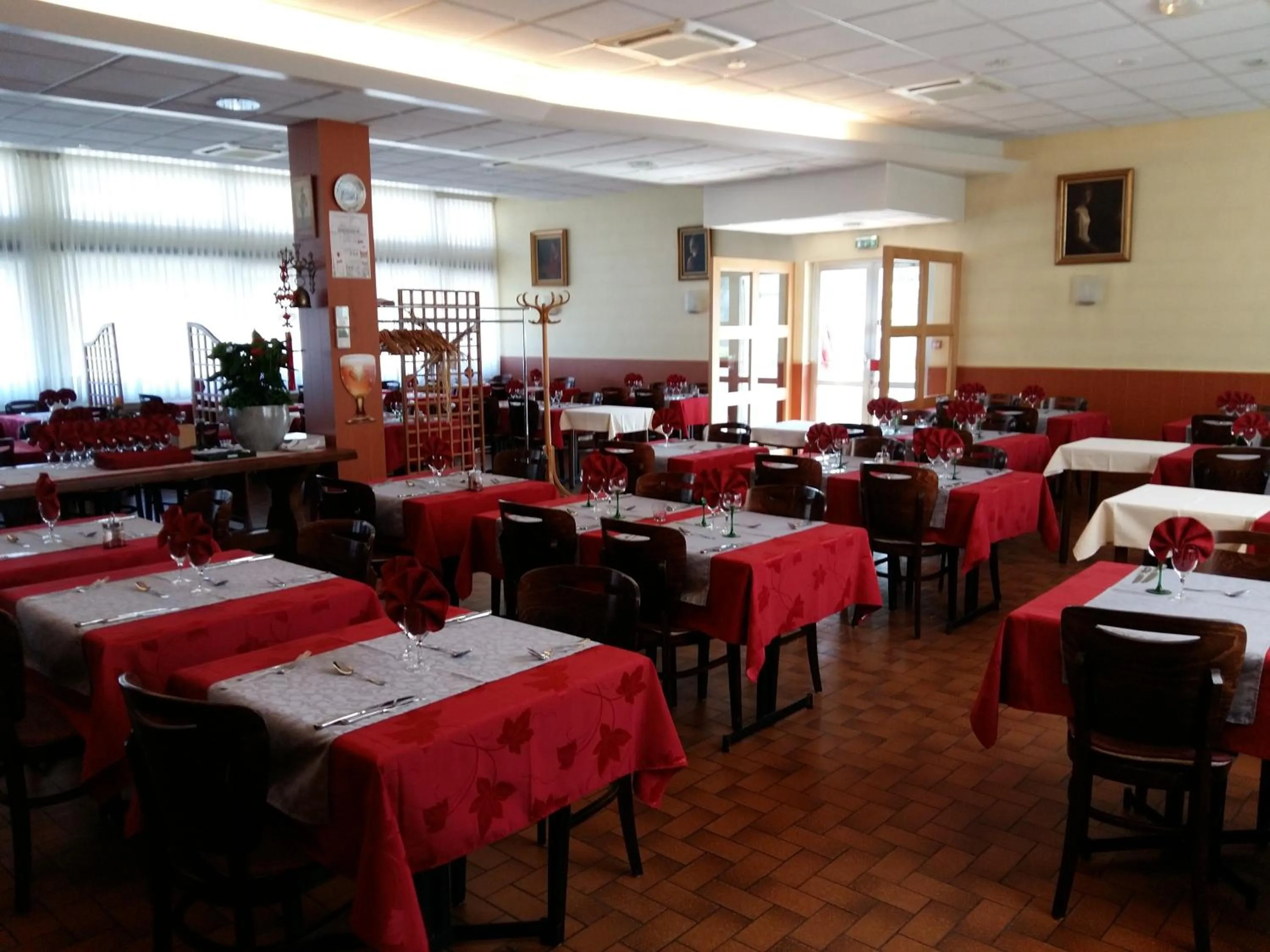 Restaurant/places to eat in Hotel Restaurant Niemerich