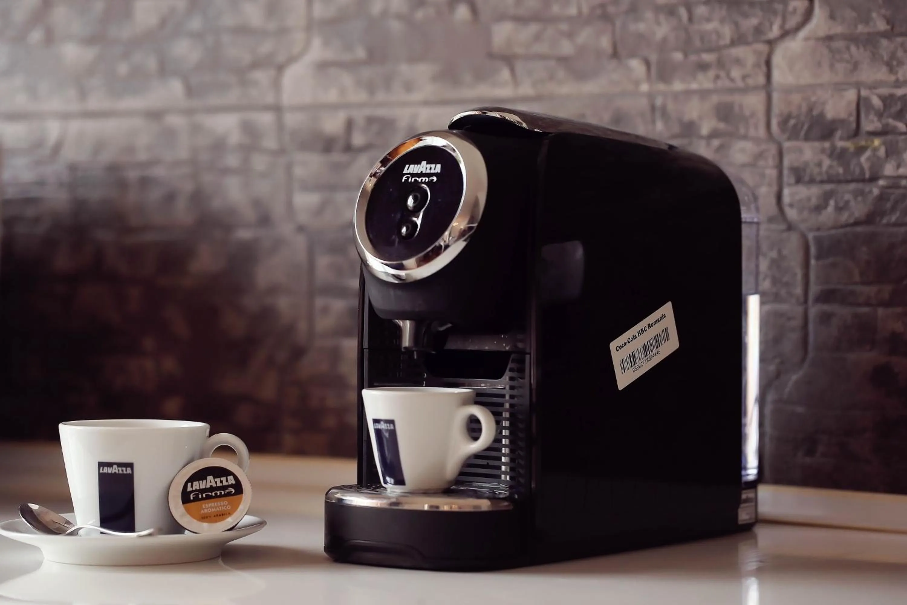 Coffee/tea facilities in Living In Aparthotel