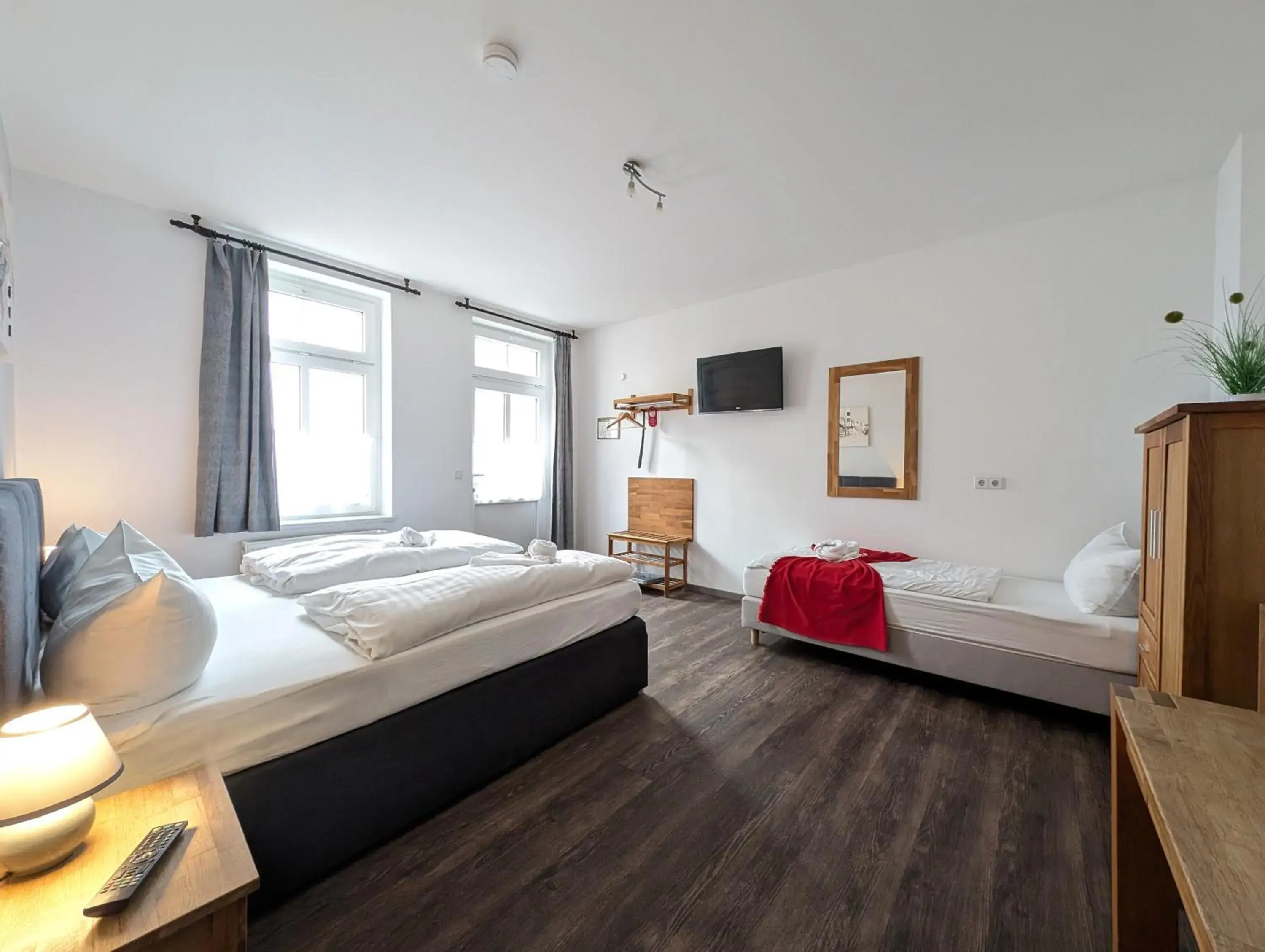 Standard Triple Room in Hotel Altstadtperle by BohnApartments - Altstadt Standard Triple Room in Hotel Altstadtperle by BohnApartments - Altstadt