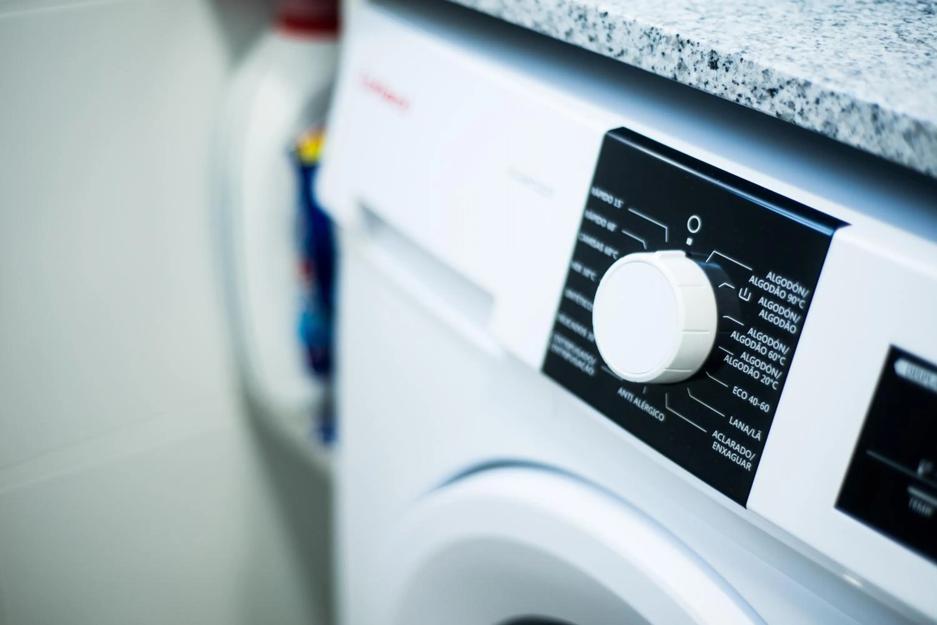 washing machine in Manresa Apartamentos Turísticos