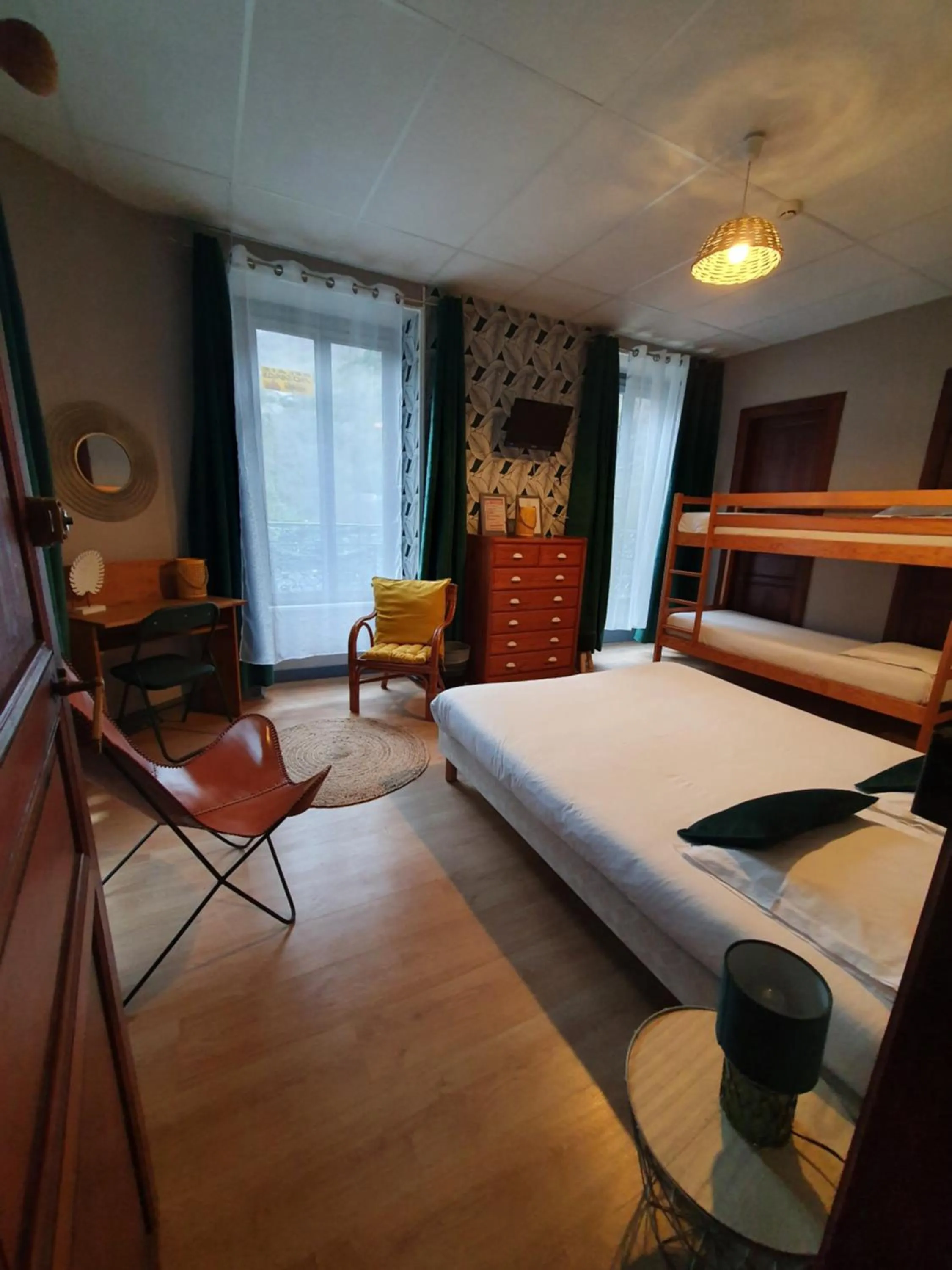 Bed in Auberge La Caverne