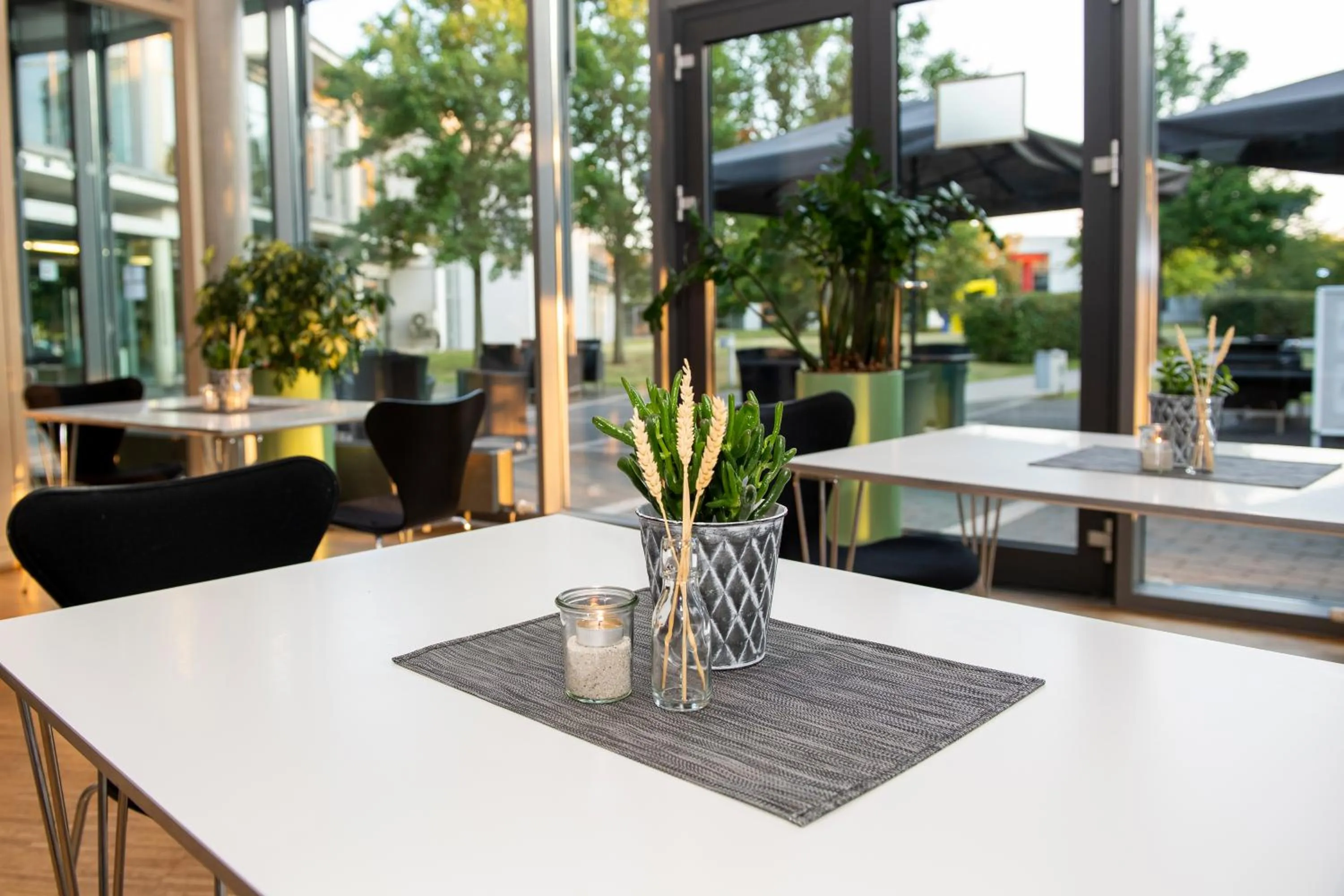 Restaurant/places to eat in GenoHotel Baunatal