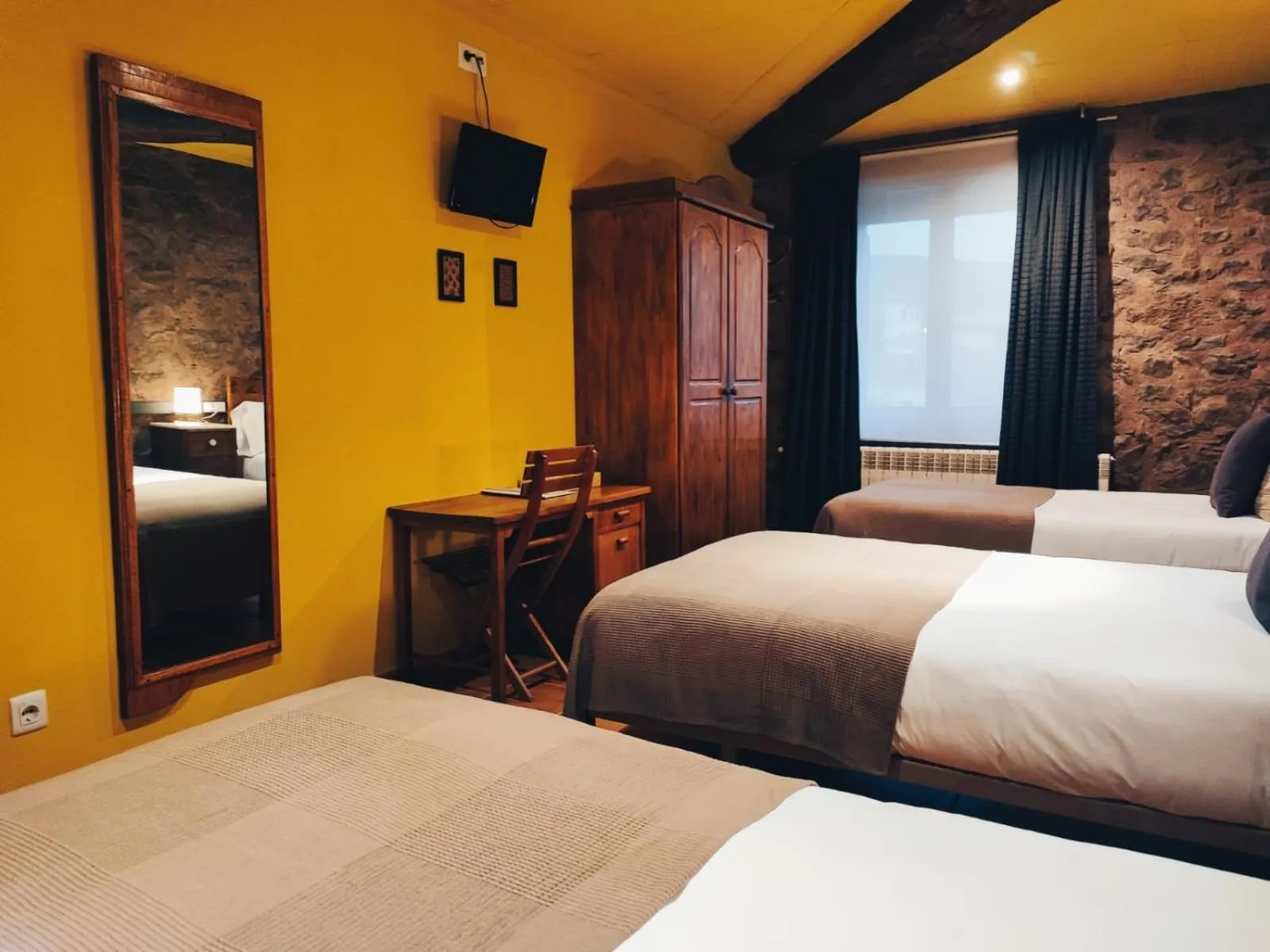 Bedroom, Bed in Hotel Rural Curia
