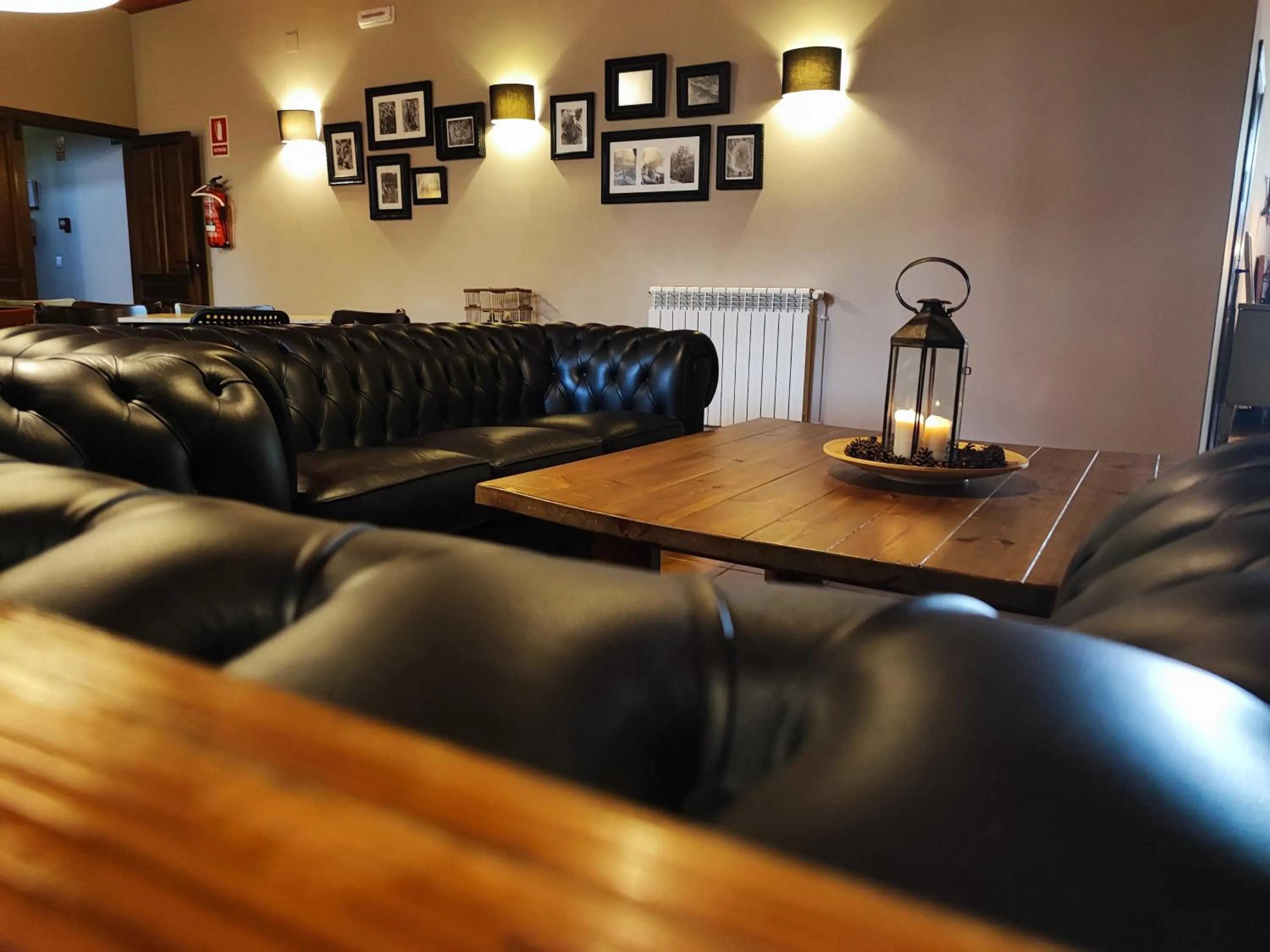 Living room in Hotel Rural Curia