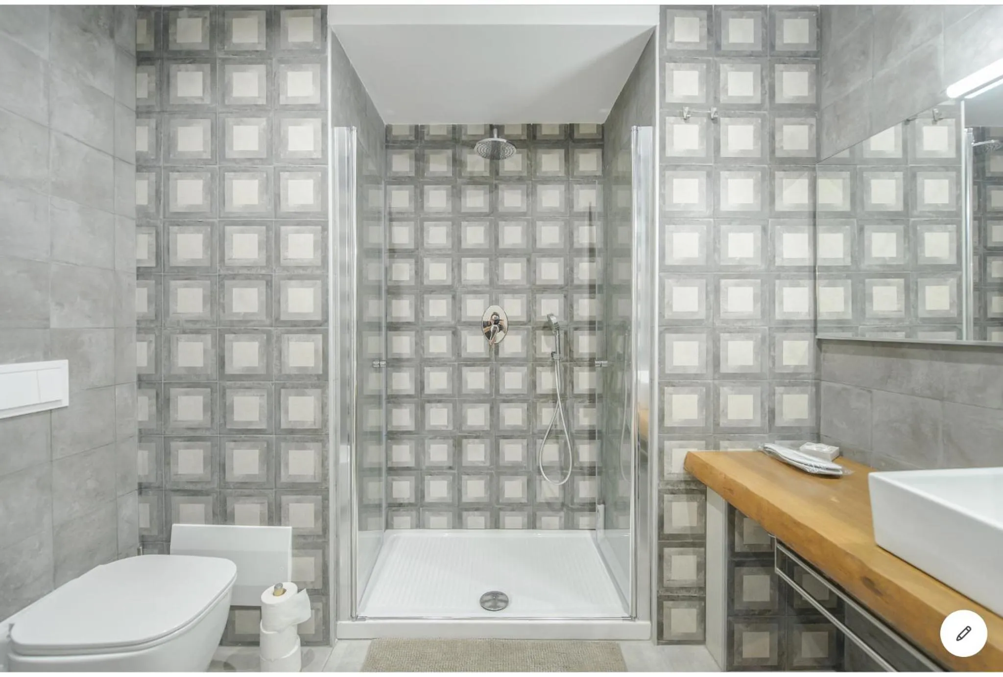 Museum Luxury Suites