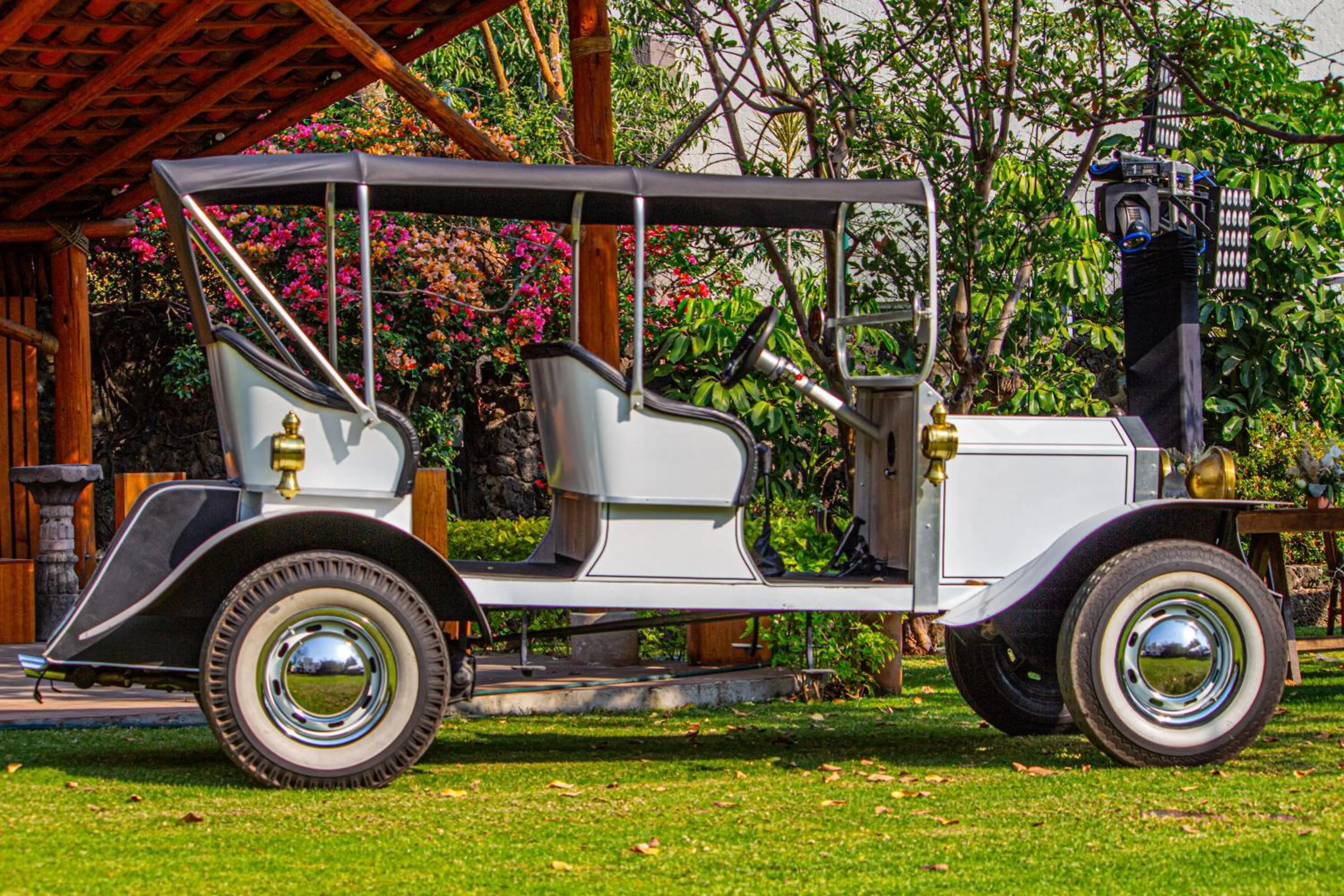 Day in Casa Bugambilia, Un Pequeño Hotel en Tepoztlán