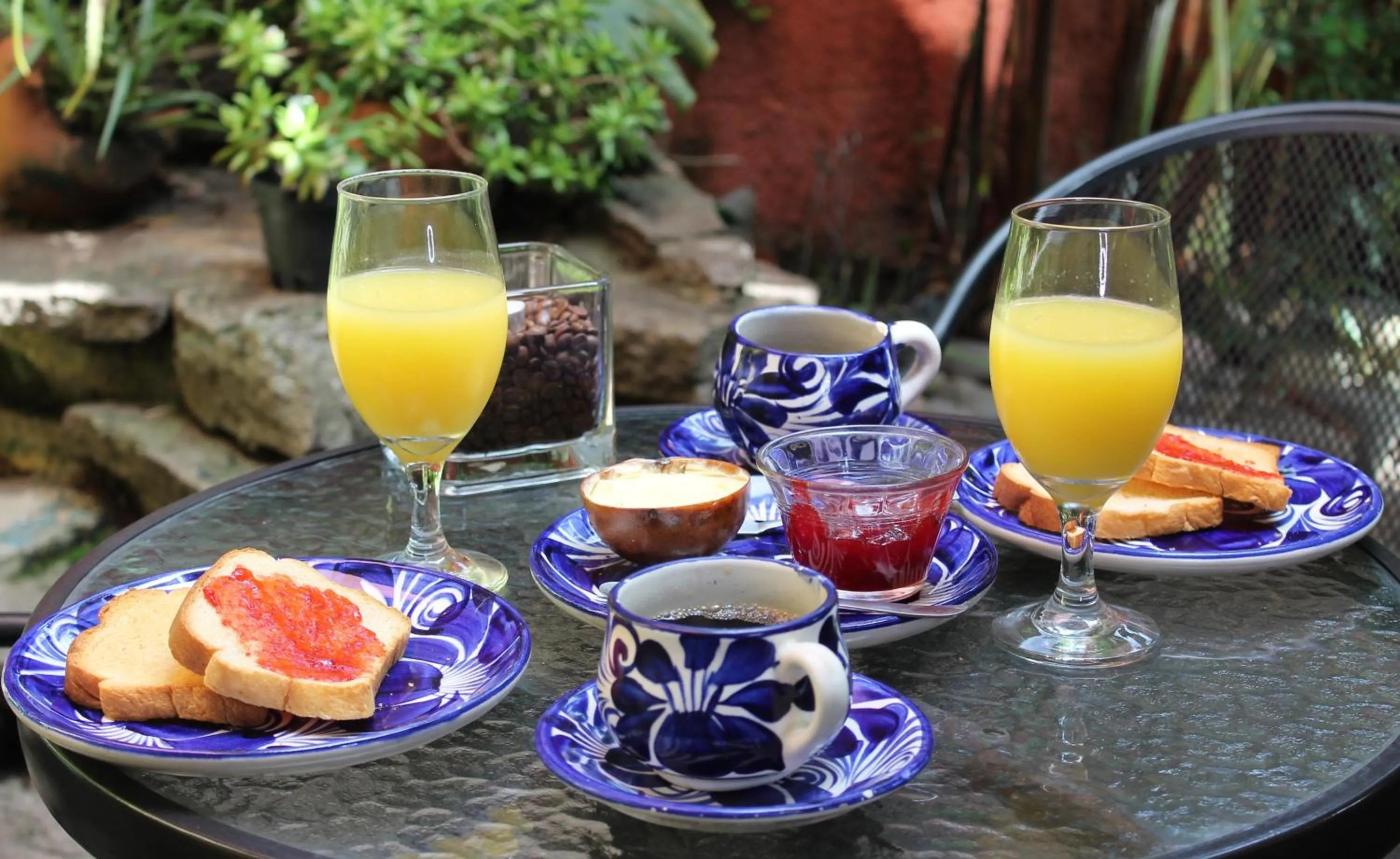 Restaurant/places to eat in Hotel La Posada del Angel