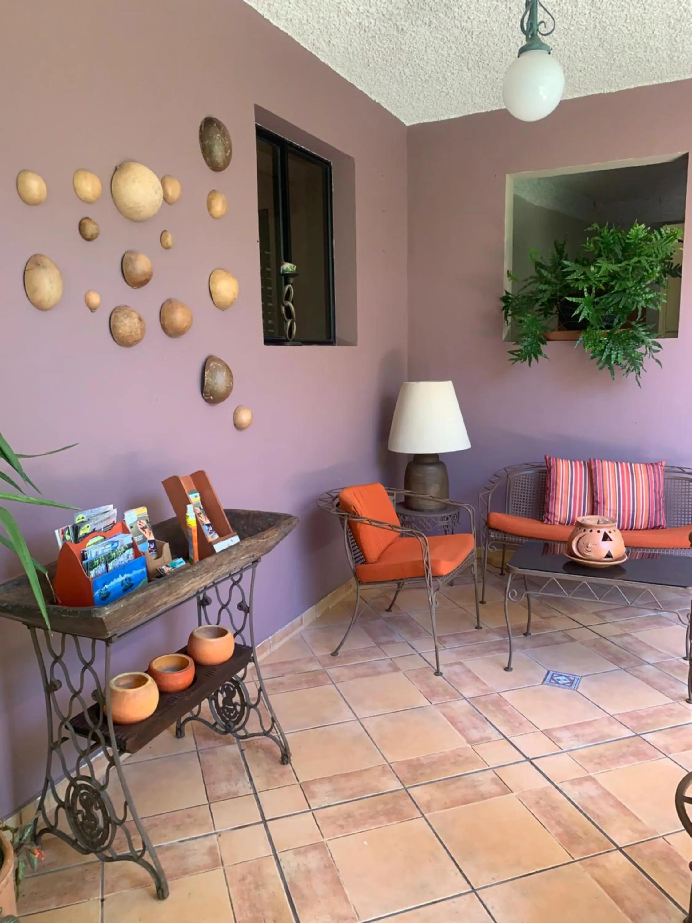 Seating area in Hotel La Posada del Angel