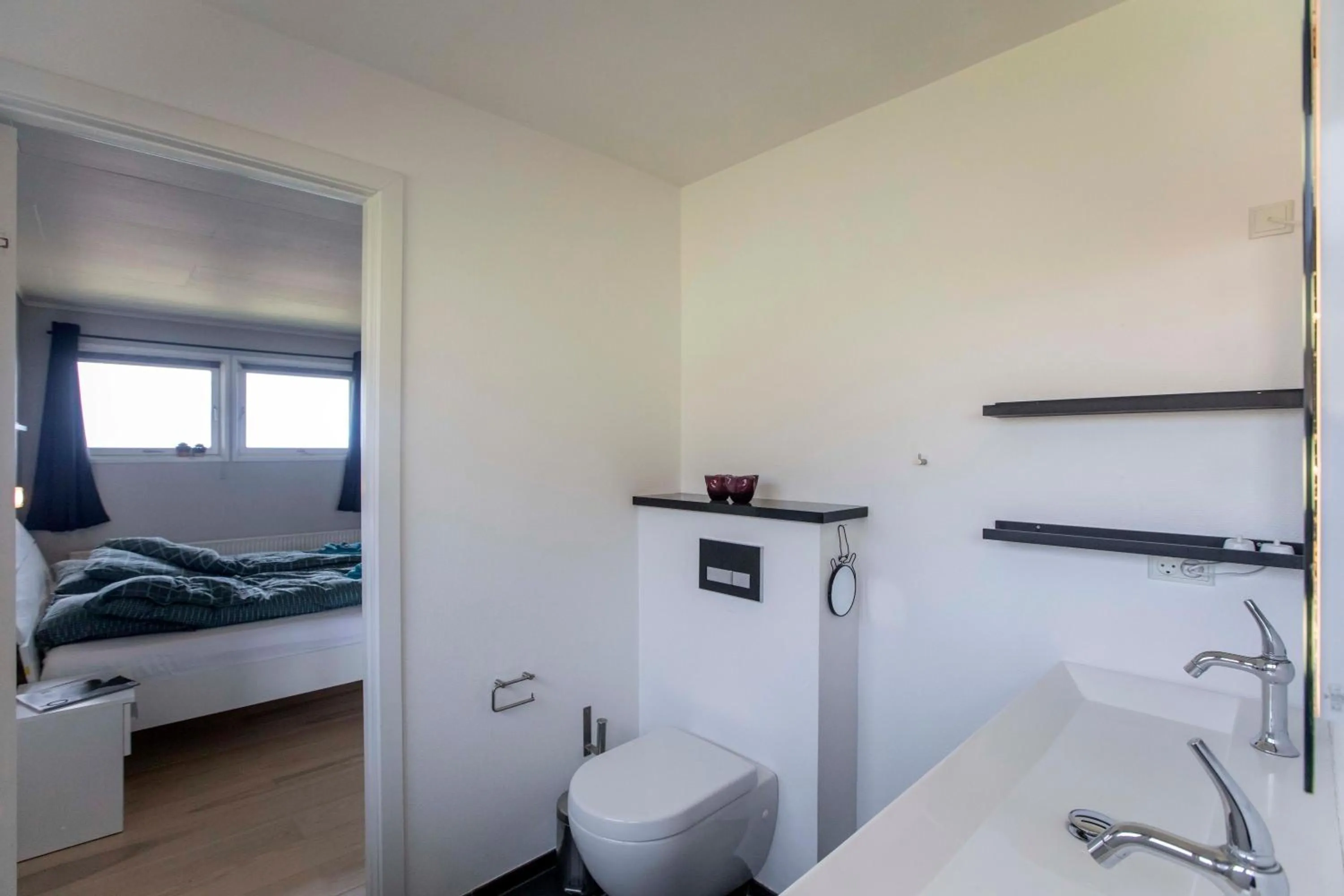 Bathroom in FaroeGuide