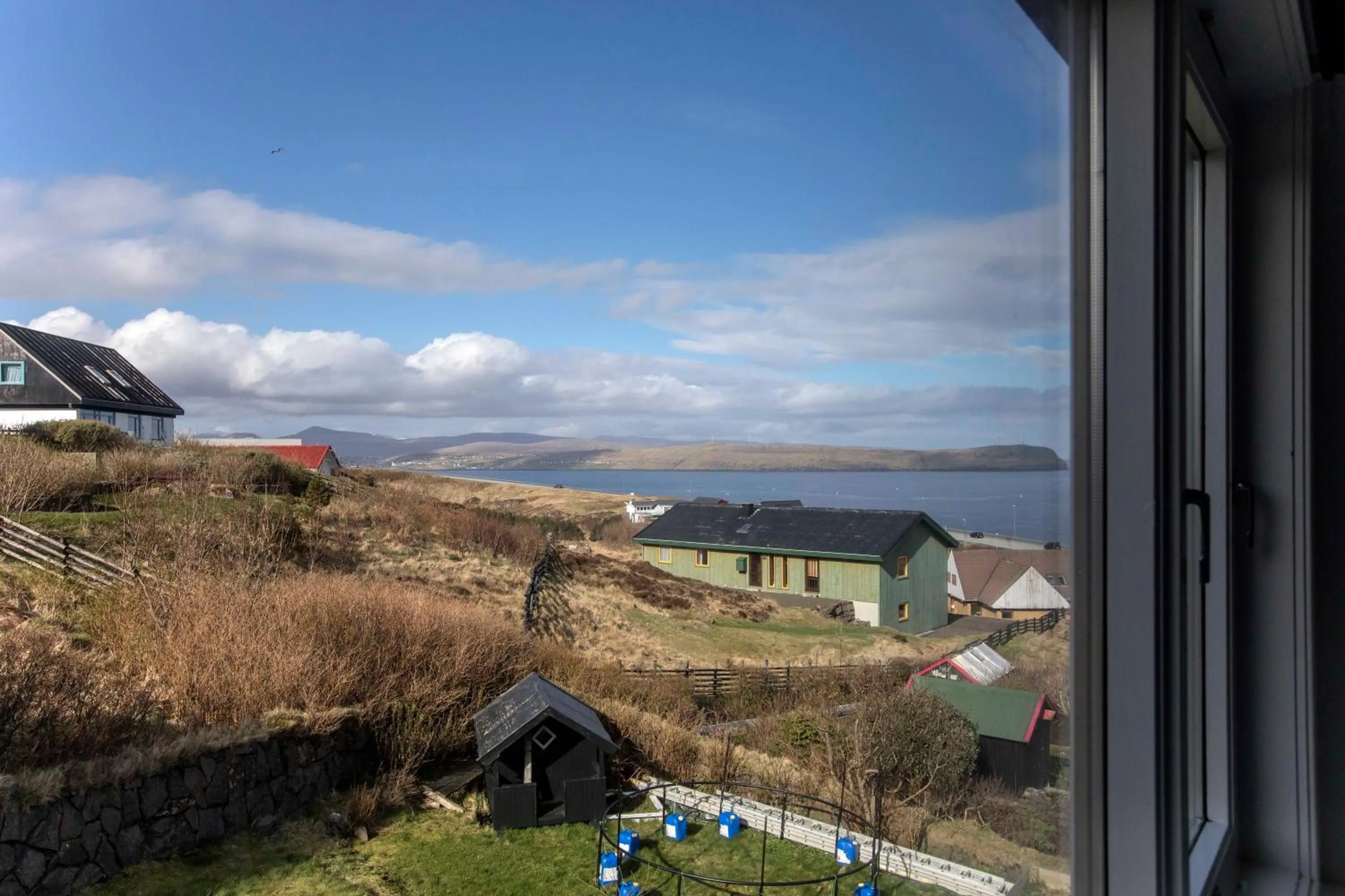 Garden view in FaroeGuide