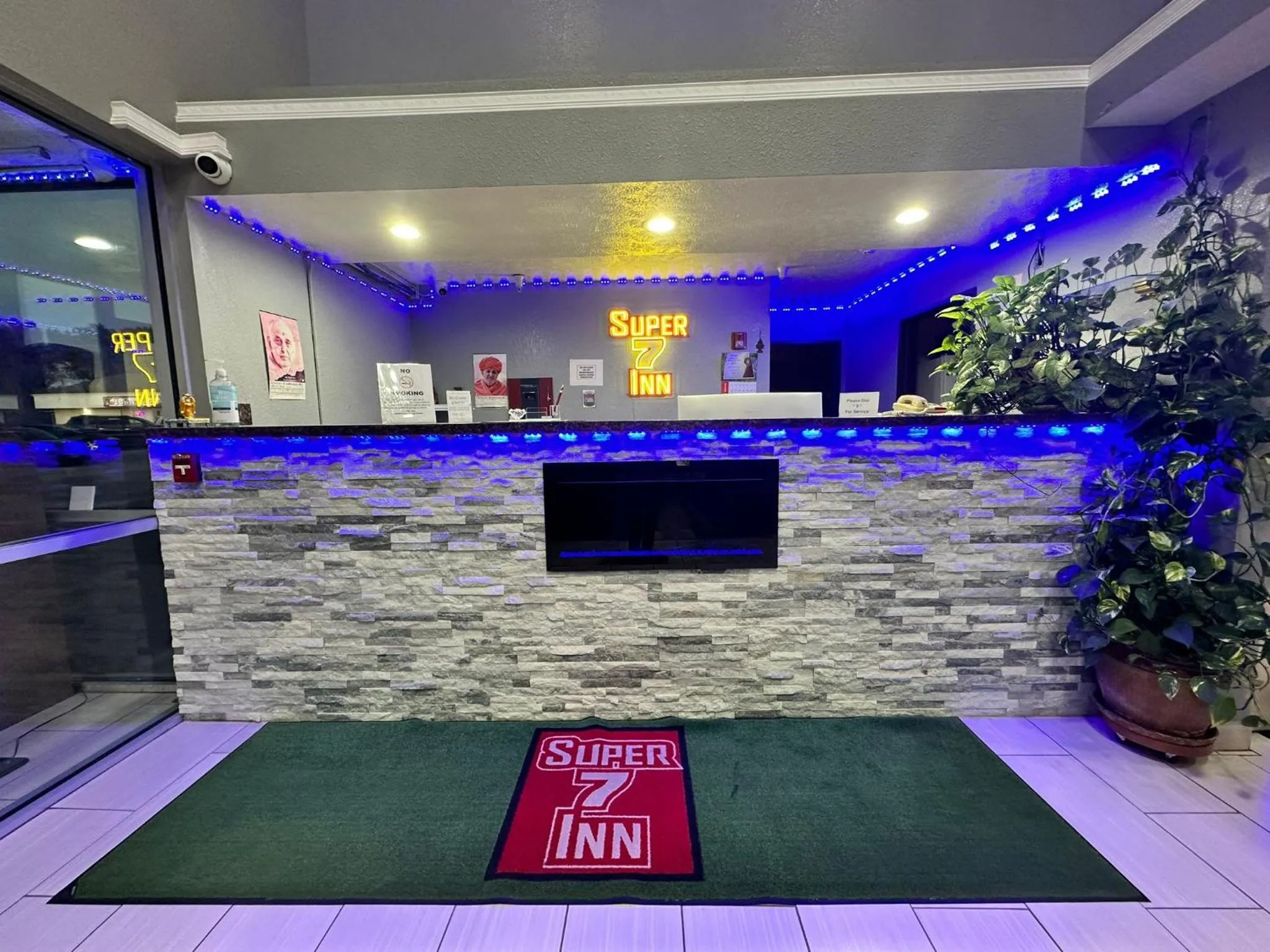 Lobby or reception in Super 7 Inn Tecumseh