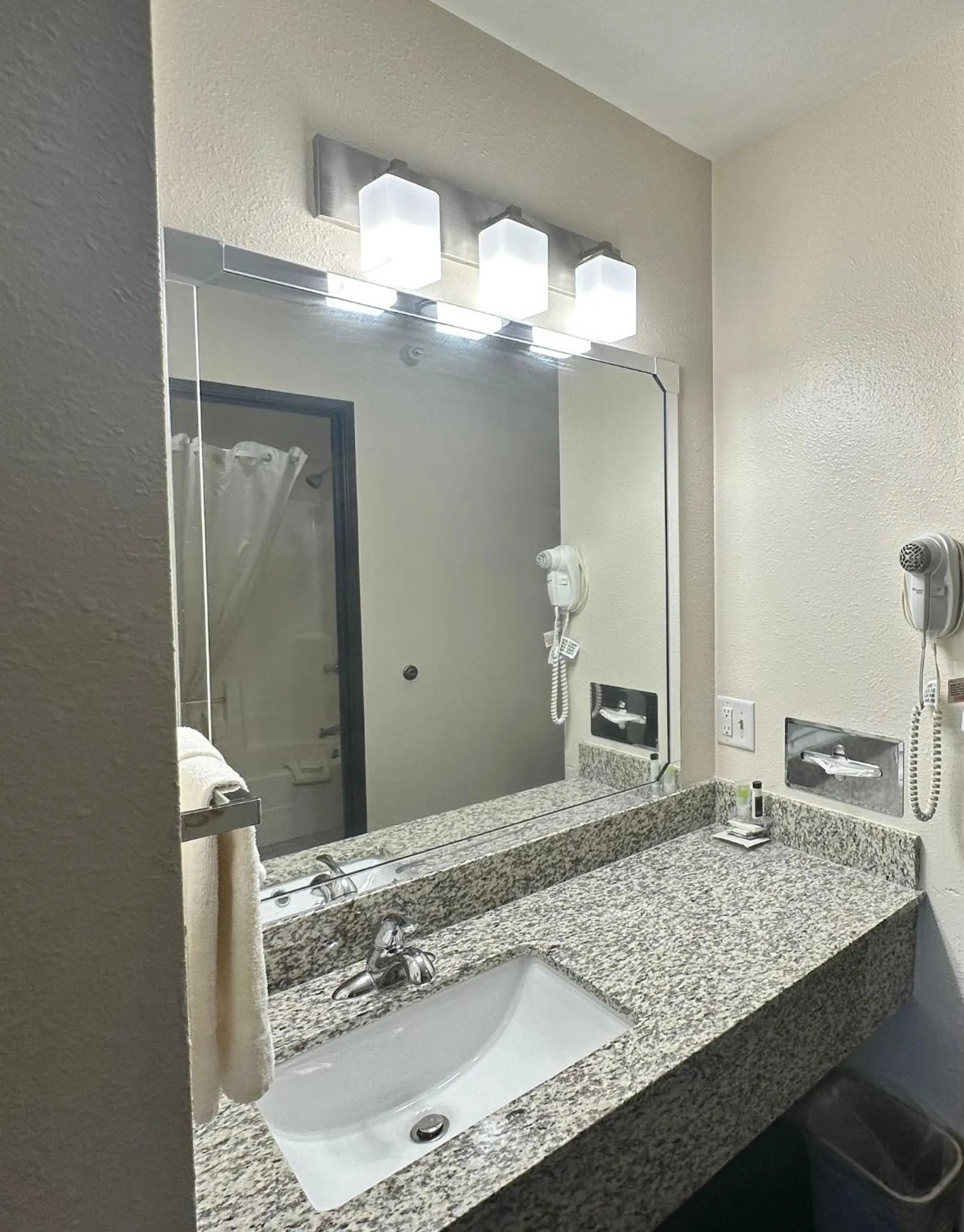 Bathroom in Super 7 Inn Tecumseh