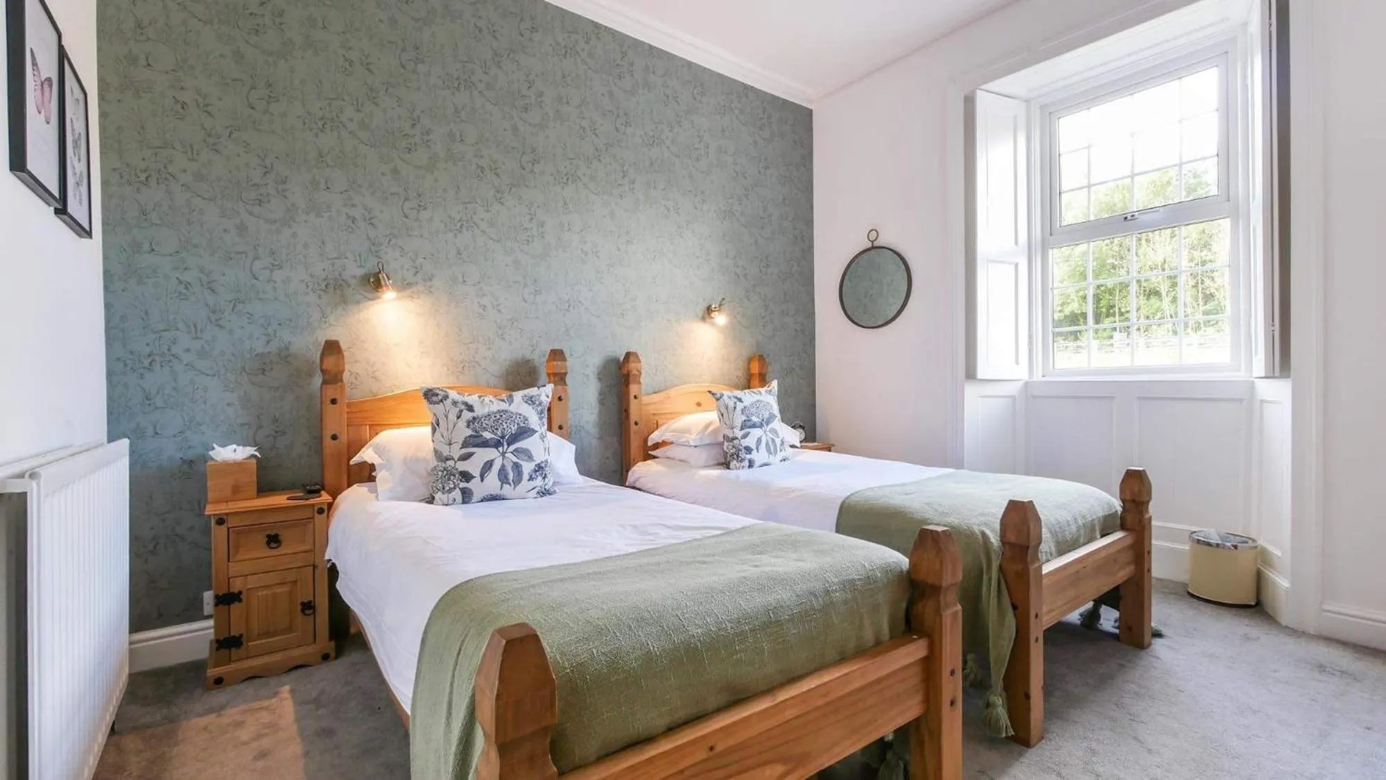 Bed in The Greenhead Hotel