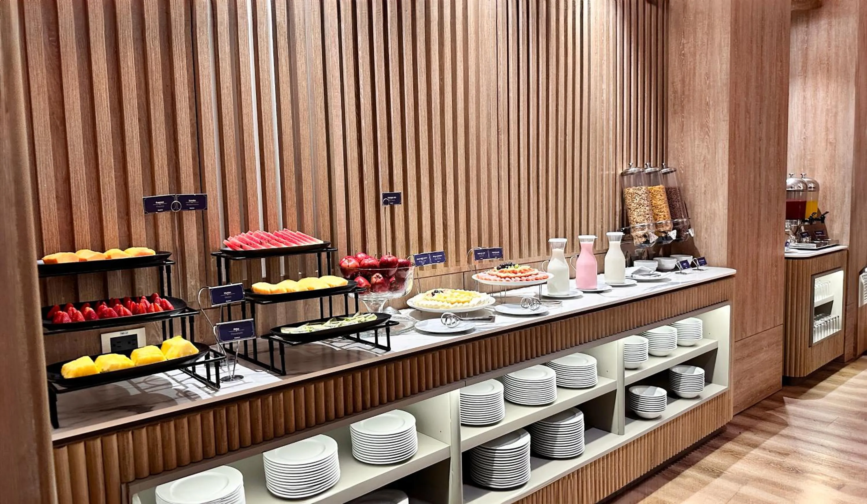 Breakfast in Hotel Habitel Prime