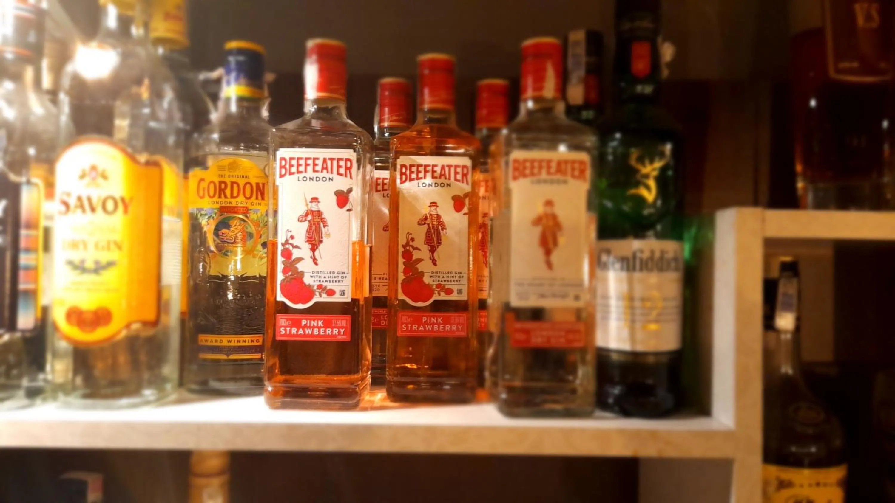 Restaurant/places to eat in Family Hotel Saga