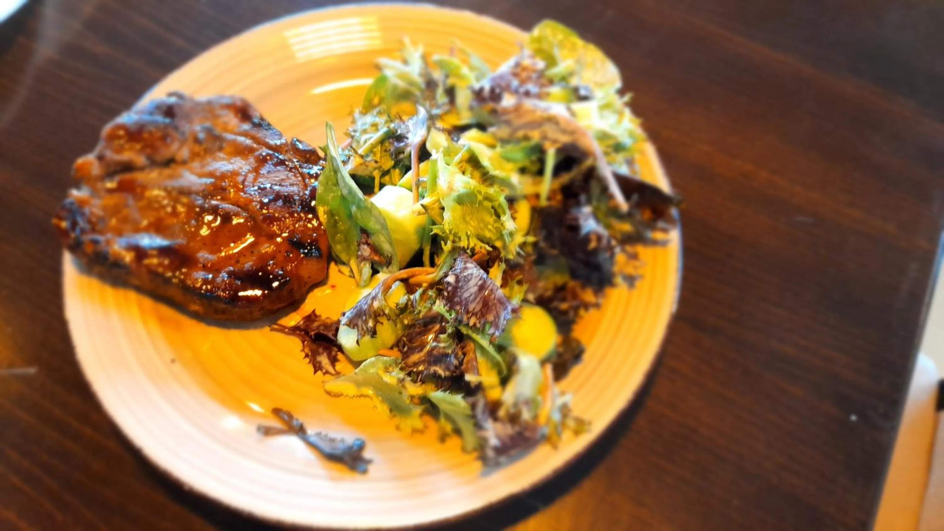 Restaurant/places to eat in Family Hotel Saga