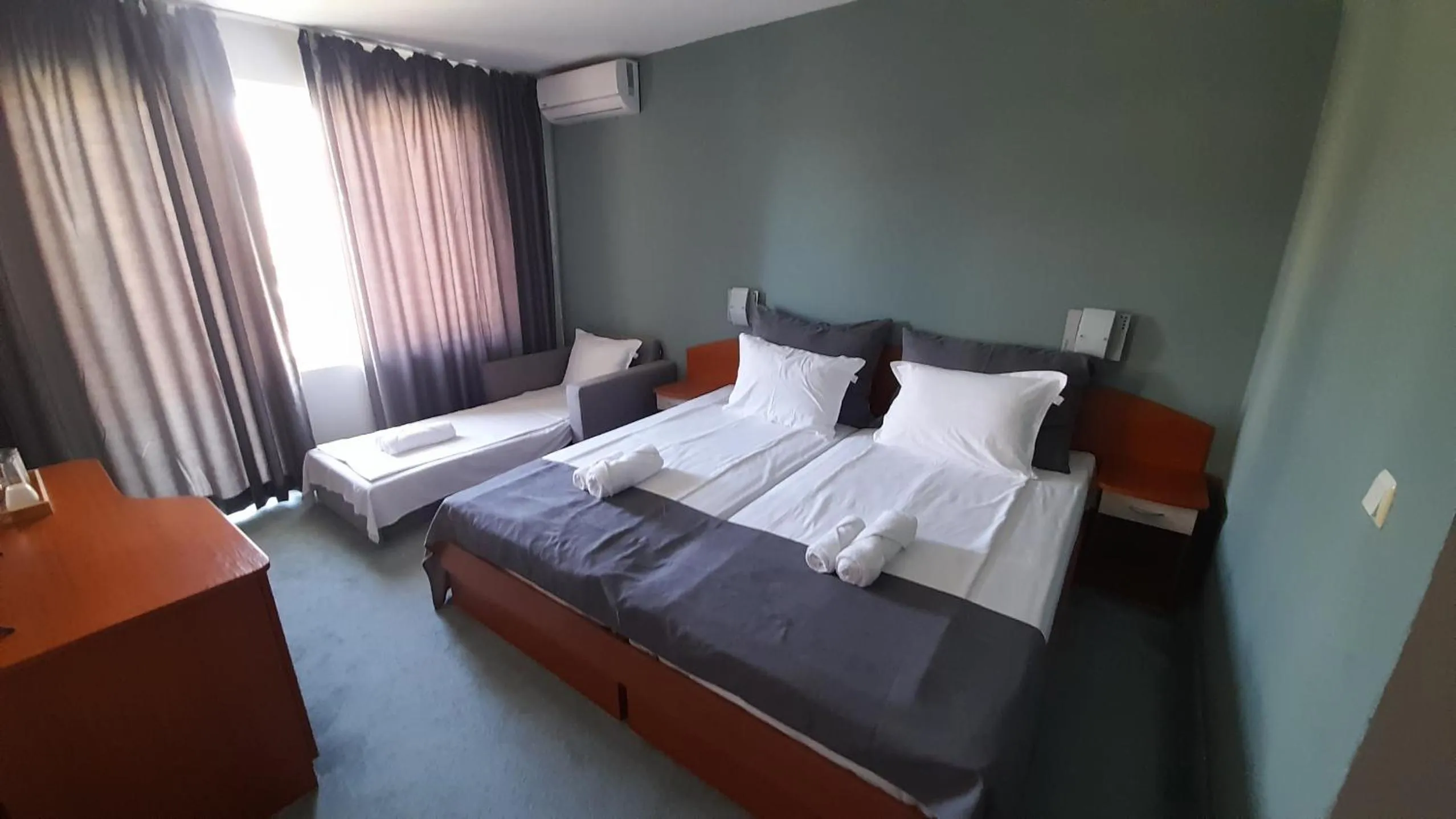 Bed in Family Hotel Saga